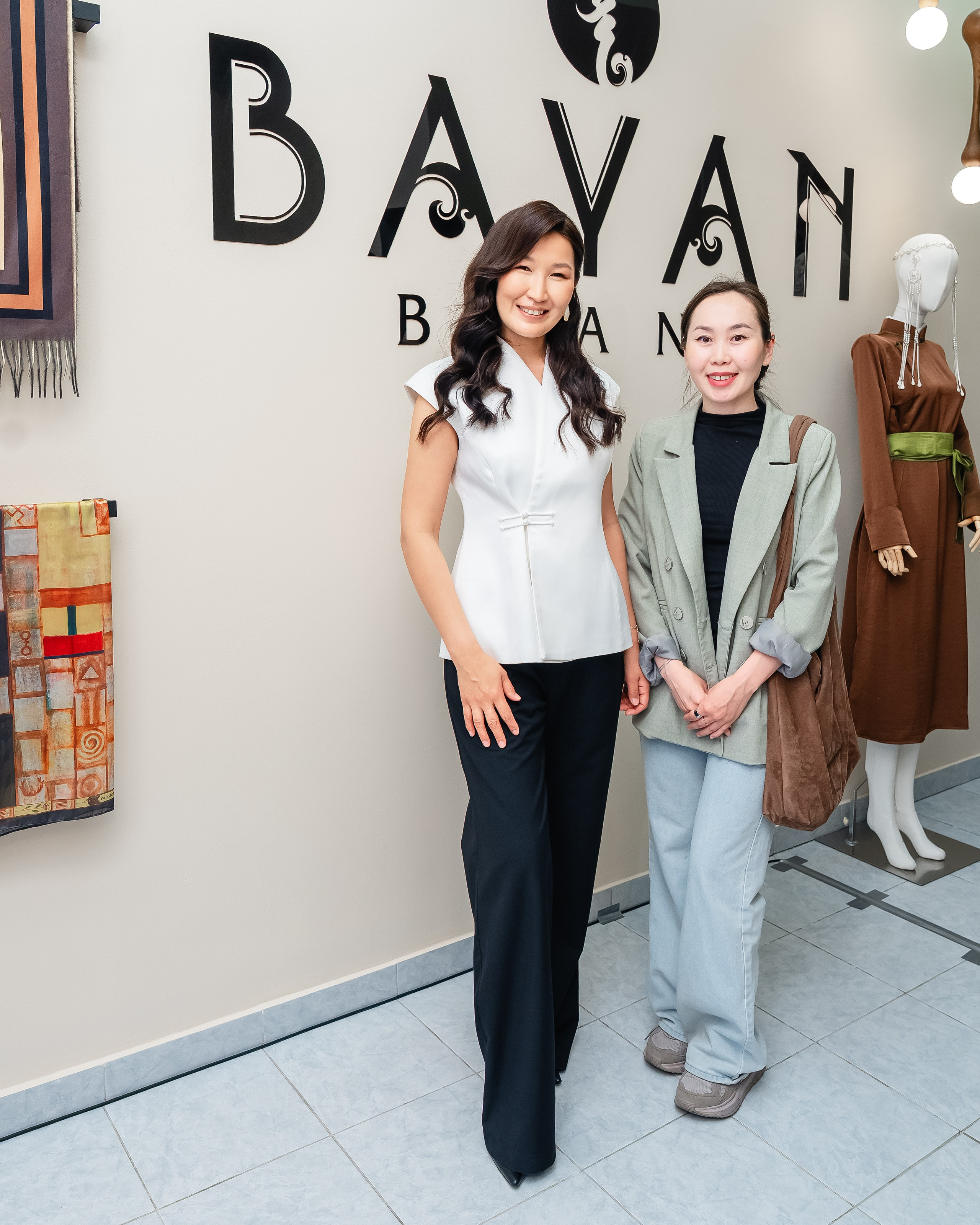 Открытие магазина «BayanBrand@. Фотограф и видеограф в Улан-Удэ: Аюна Габагуева и Артём Шаханов