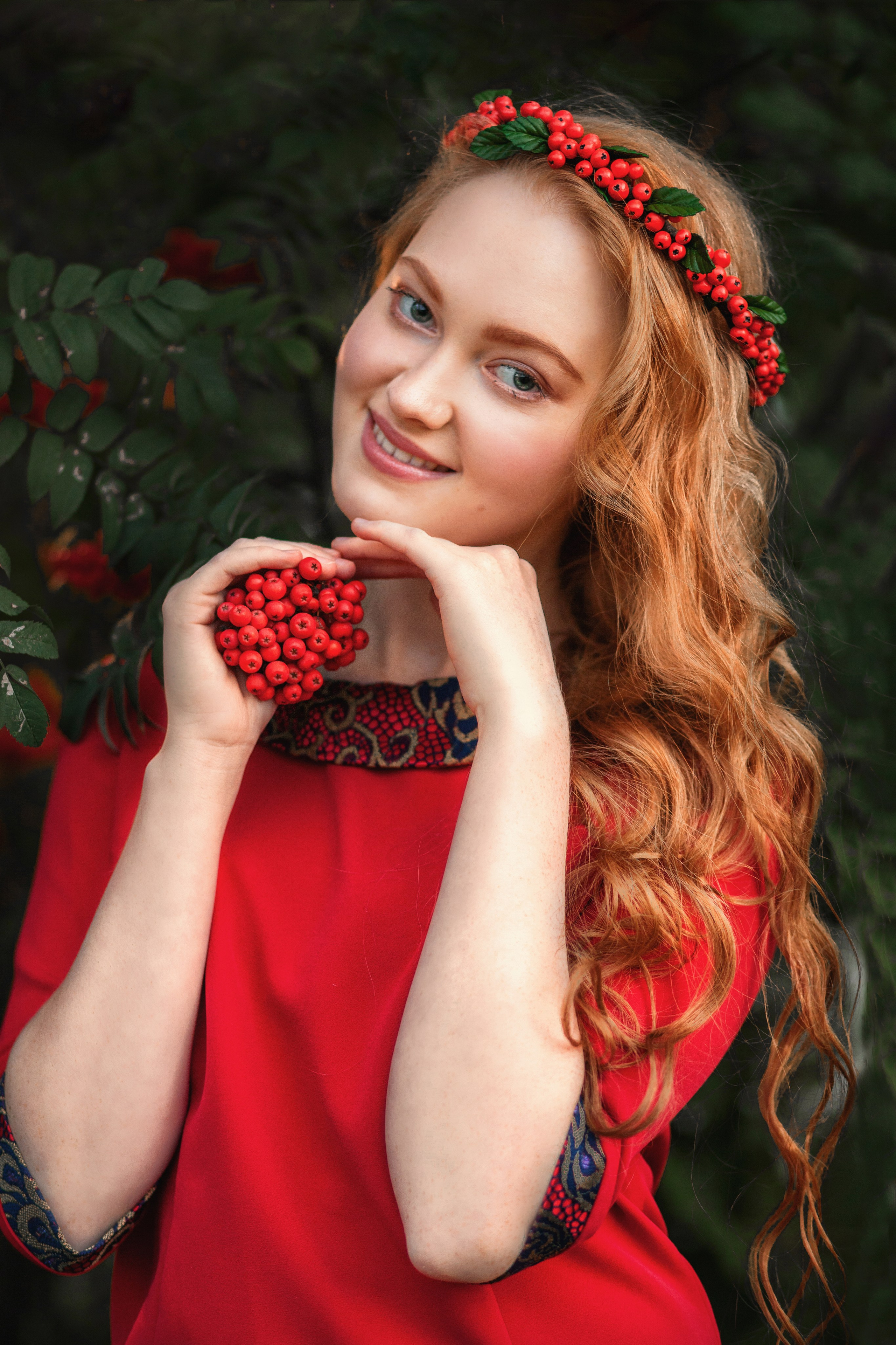 ЖЕНСКИЙ ПОРТРЕТ. Главная