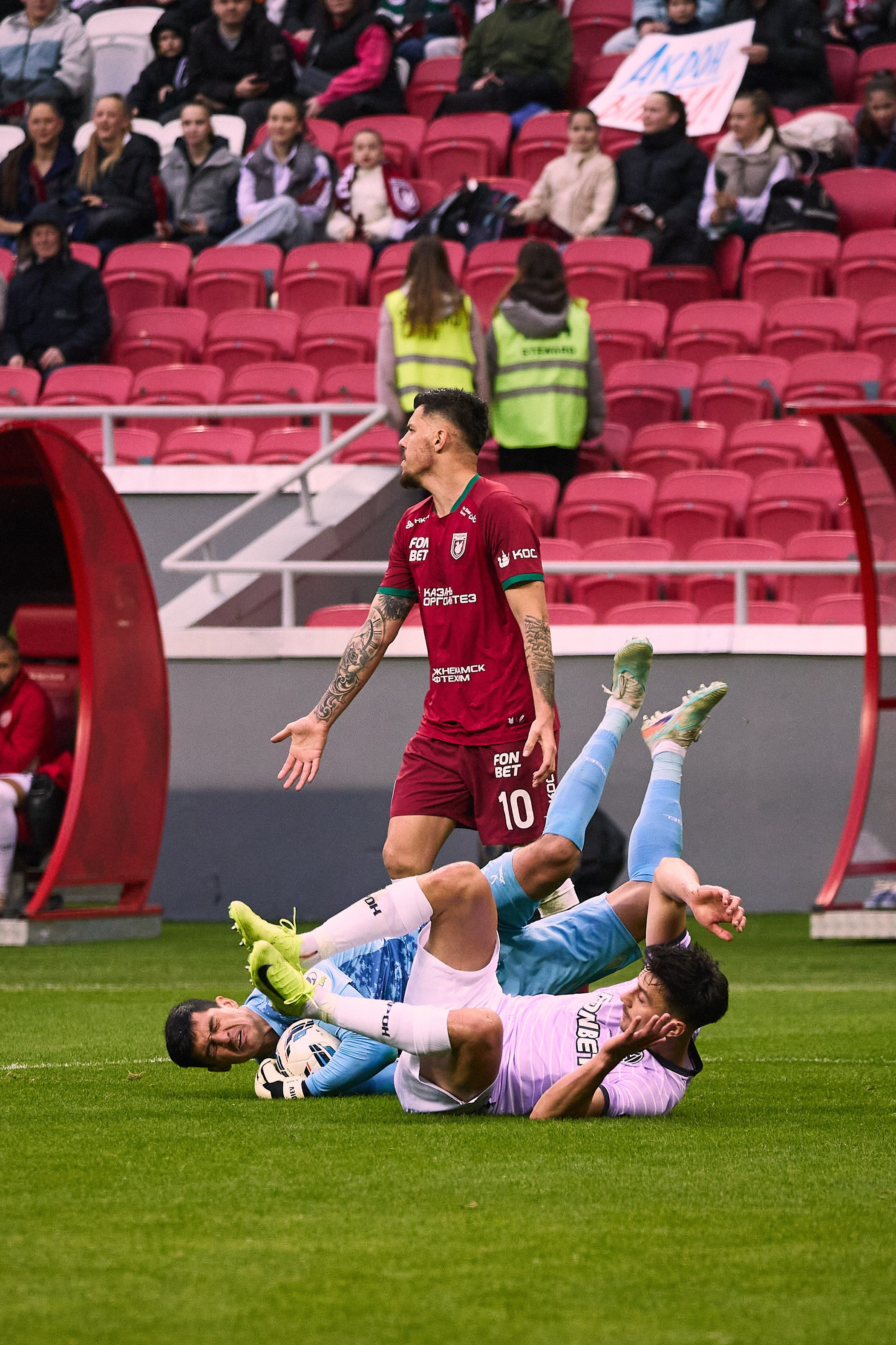 Футбольный матч Рубин — Акрон. Simpleand1