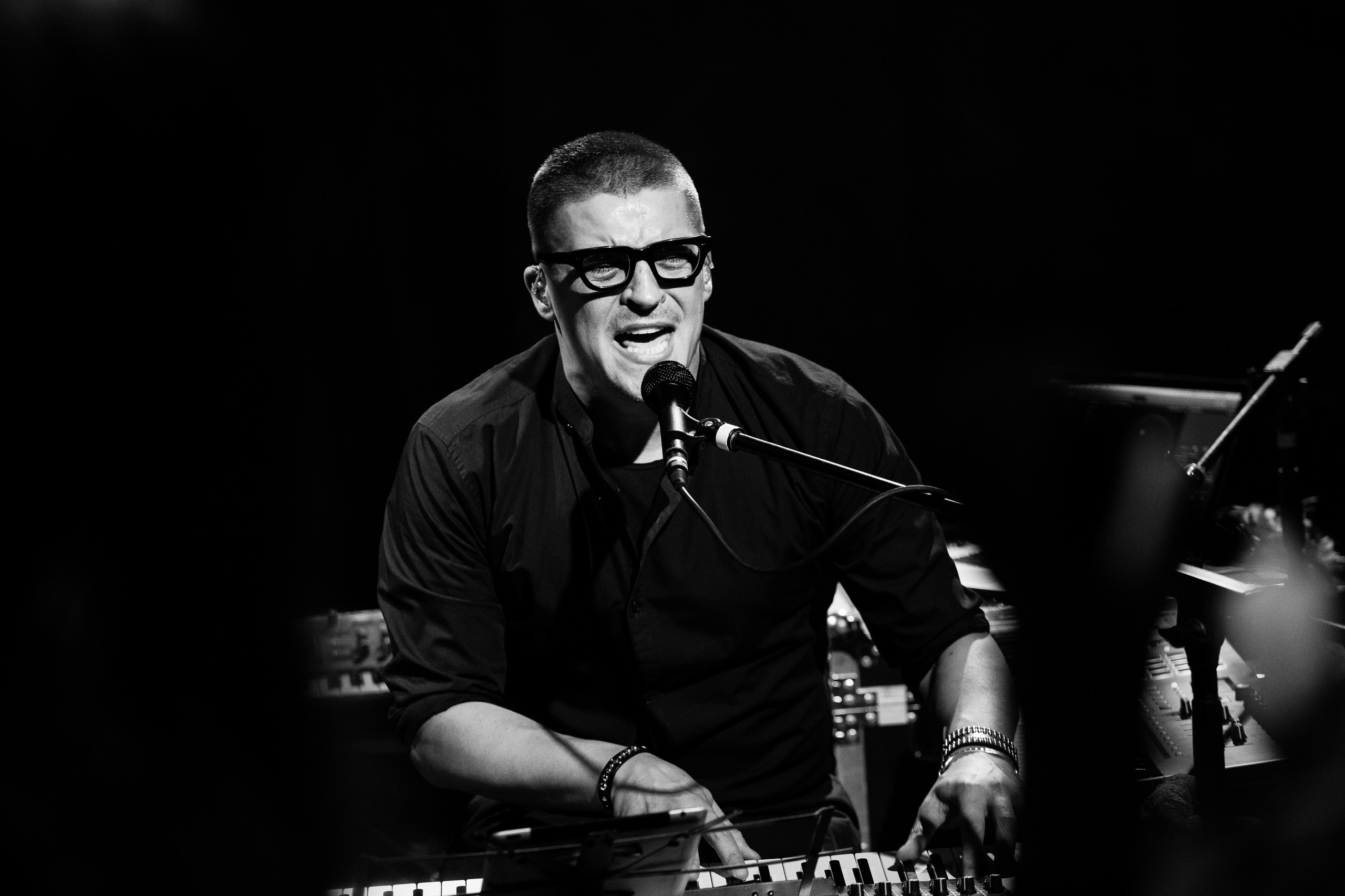 Концерт Антона Беляева. Михаил Белоусов фотограф Пермь