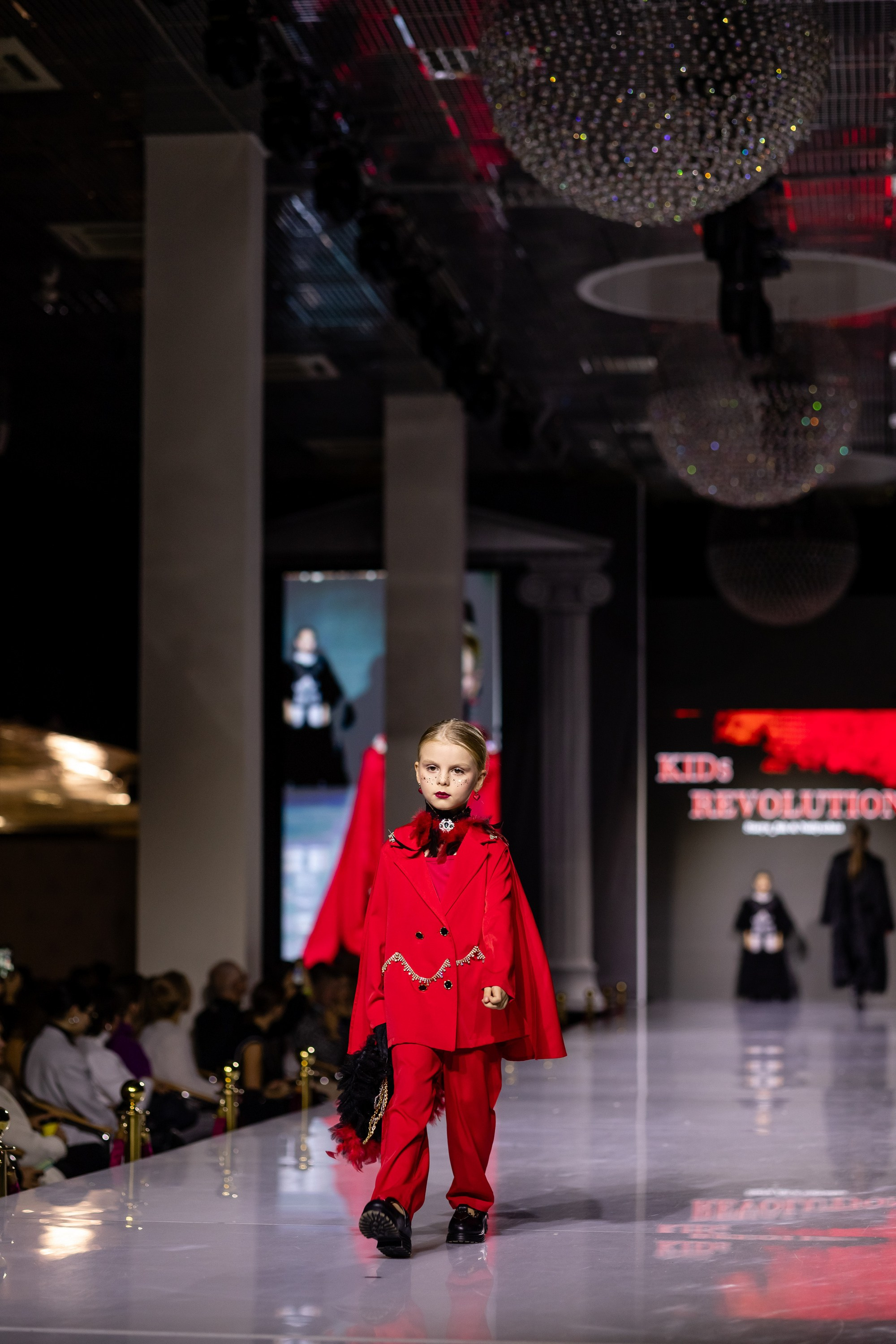 ESTET FASHION WEEK (KIDs REVOLUTION). Татьяна Чернышова свадебный фотограф Москва