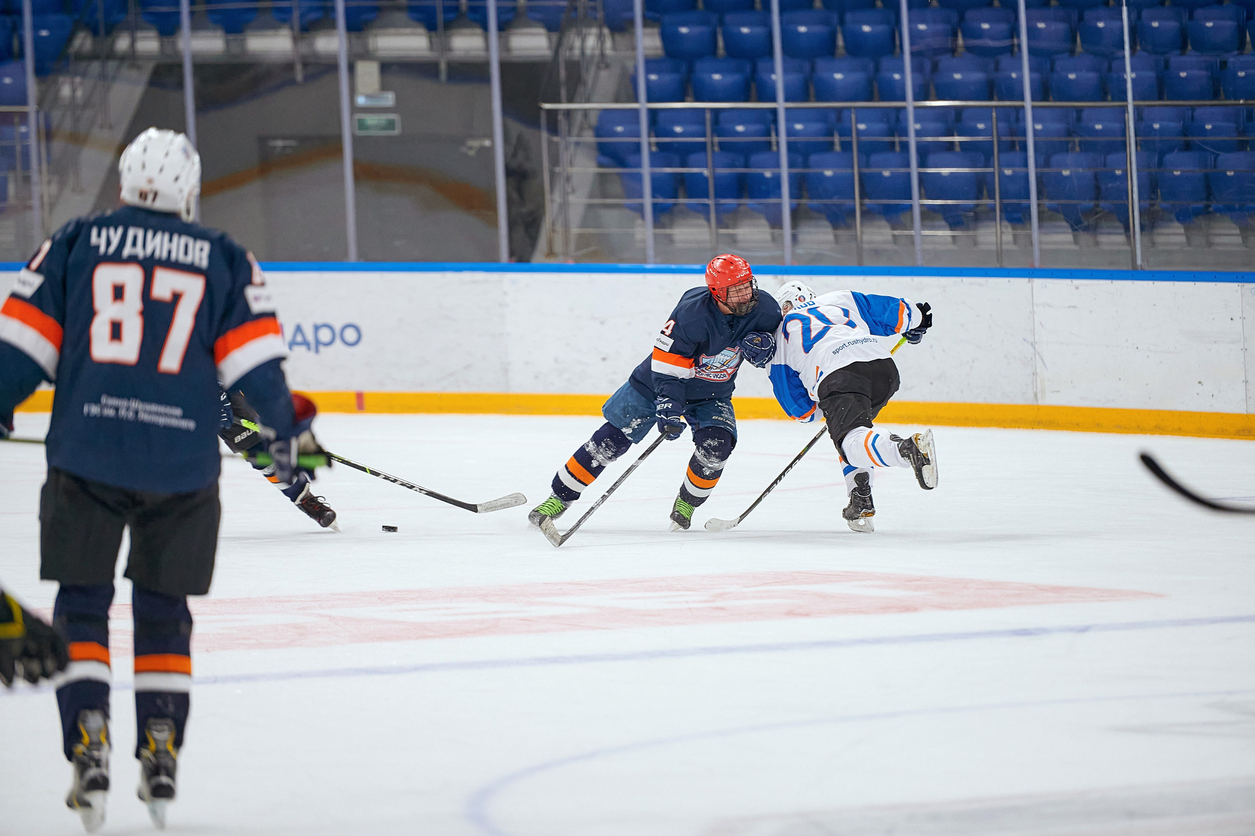 Портфолио репортажной фотосъёмки: Кристалл арена — Хоккей — РусГидро. Фотограф Яковлев Роман — Красноярск