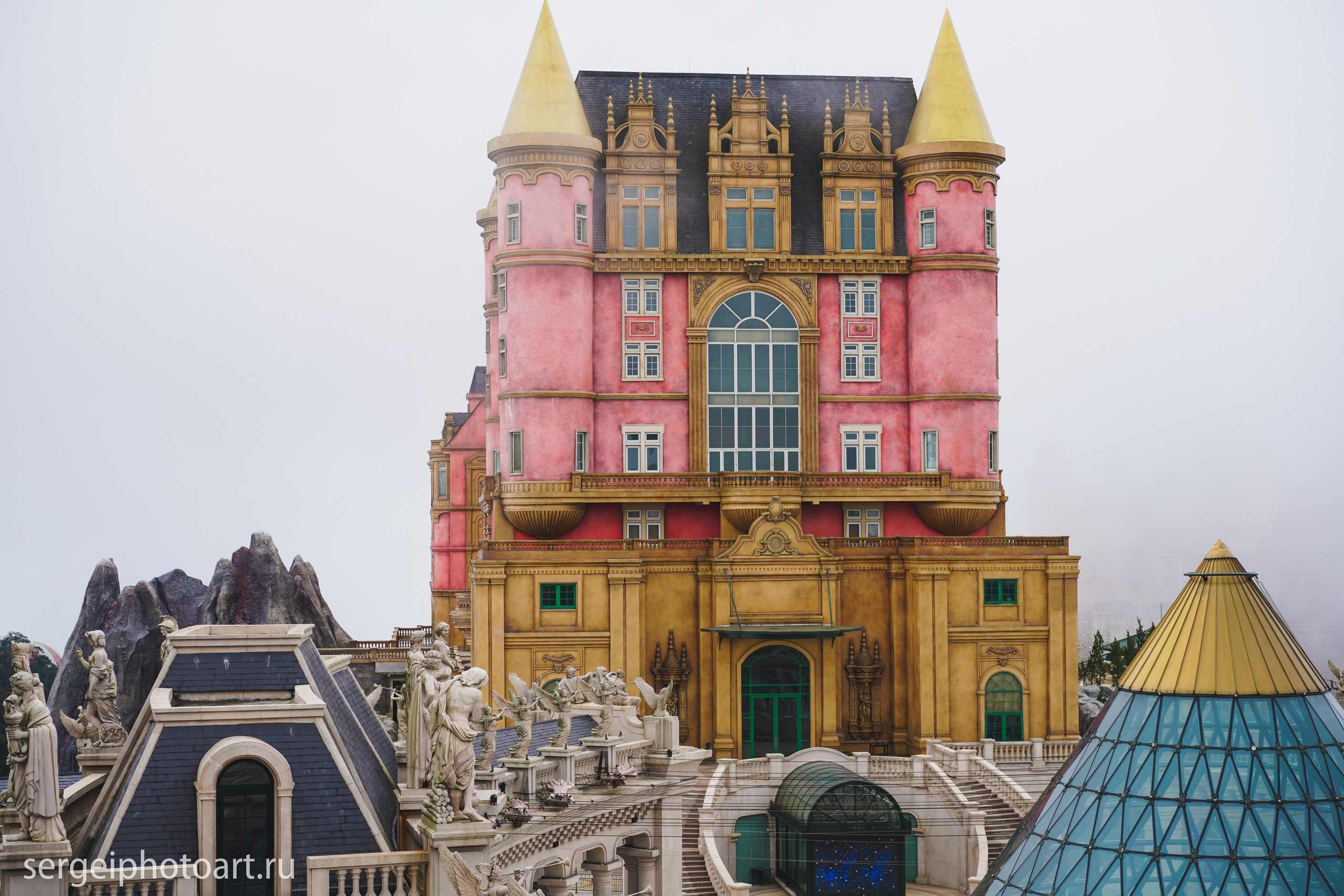 Ба На Хилс Руки Бога Золотой мост. Фотограф Сергей Кишкель Дананг Нячанг Фукуок