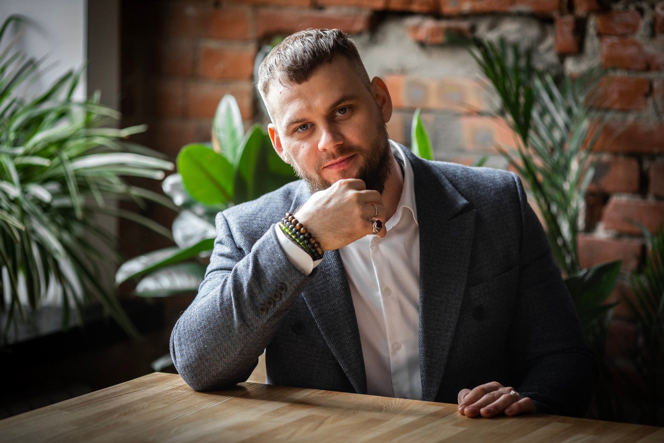 Фотосессия для бизнеса, контент для соцсетей, фото сотрудников. Свадебная, репортажная и бизнес съёмка в Ростове-на-Дону