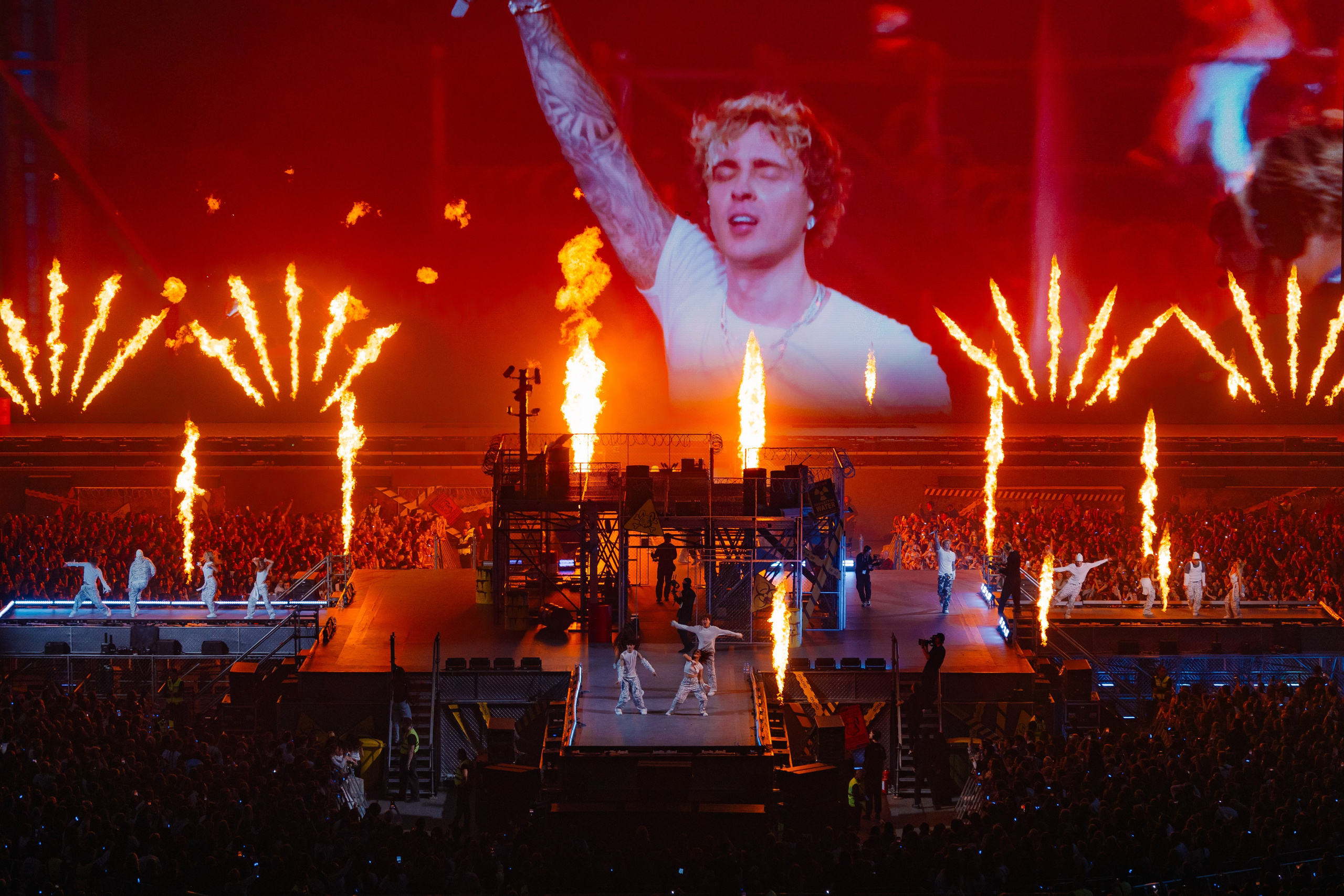 ЕГОР КРИД ГАЗПРОМ АРЕНА 11.10.25. Концертный и репортажный фотограф в Москве и Санкт-Петербурге Мария