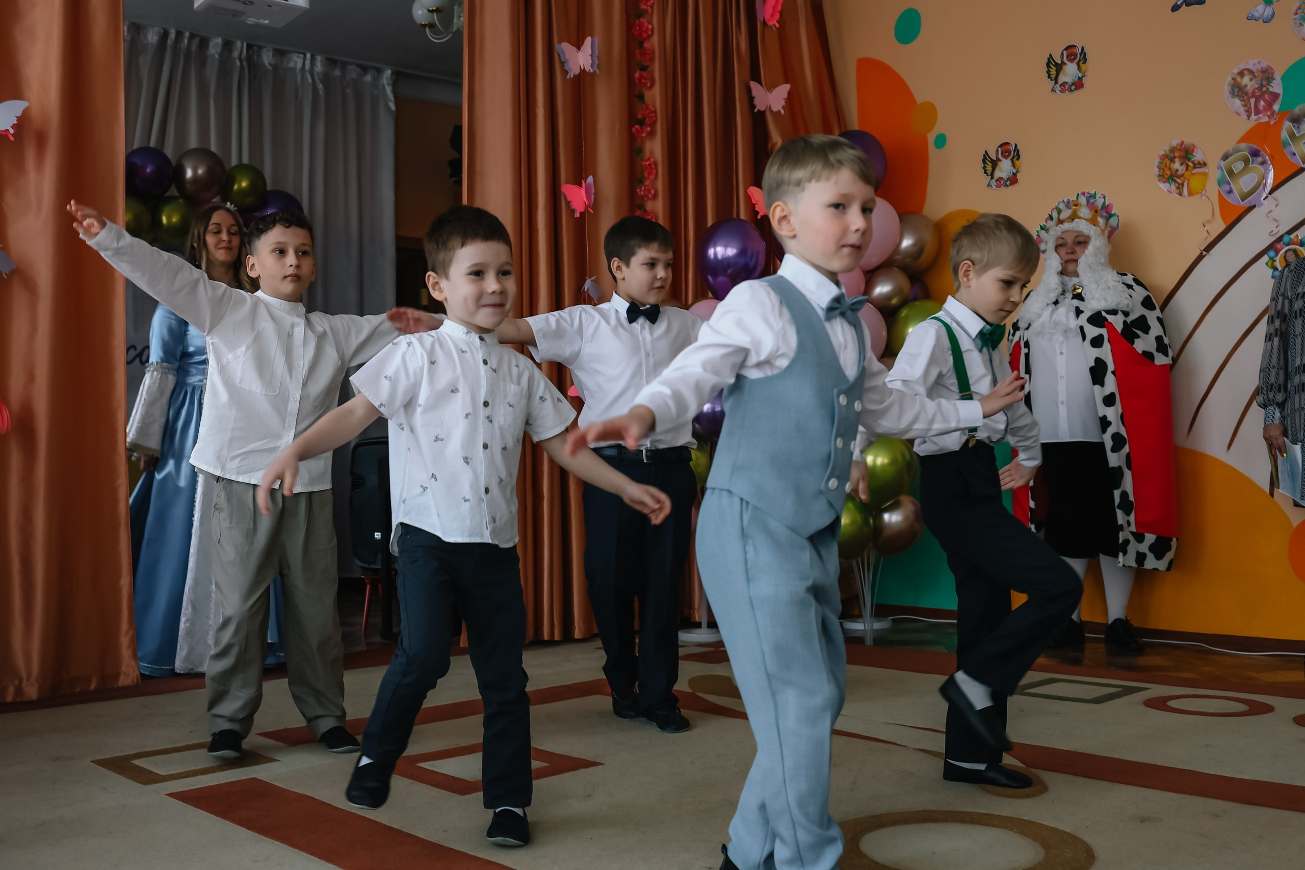 Семейный и детский женский фотограф в Новосибирске | Алёна Малахова продолжение следует  выпускные альбомы