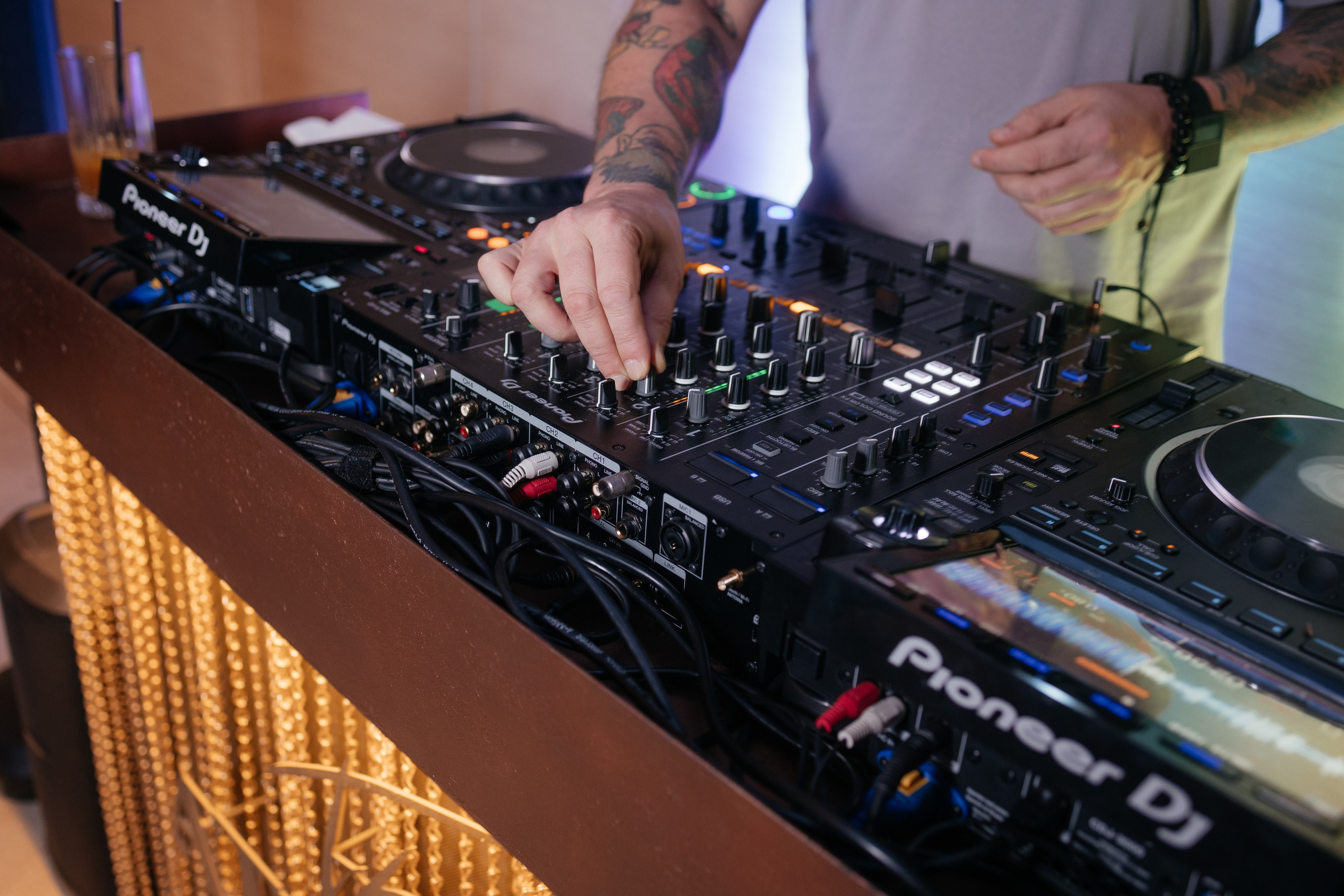 Коктельная вечеринка Ательер. Фотограф Крохин Олег