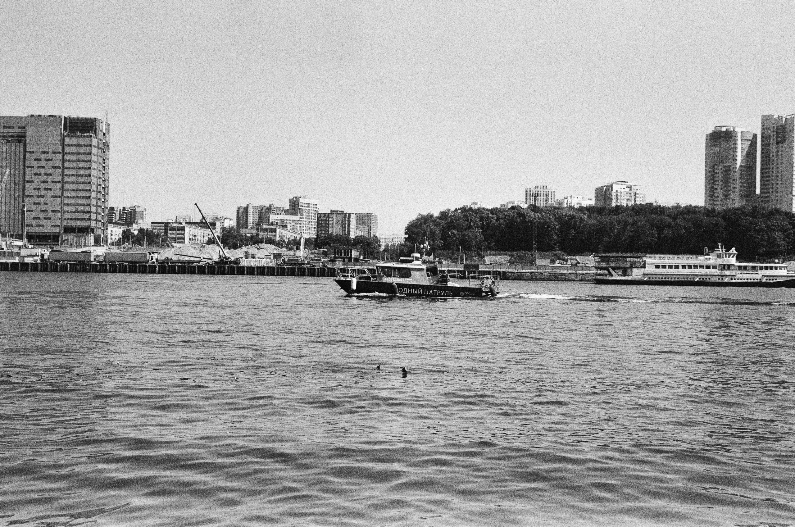 Фотопленка ч. б. Etude Pan 400 ISO. Фотограф Алексей Ка…
