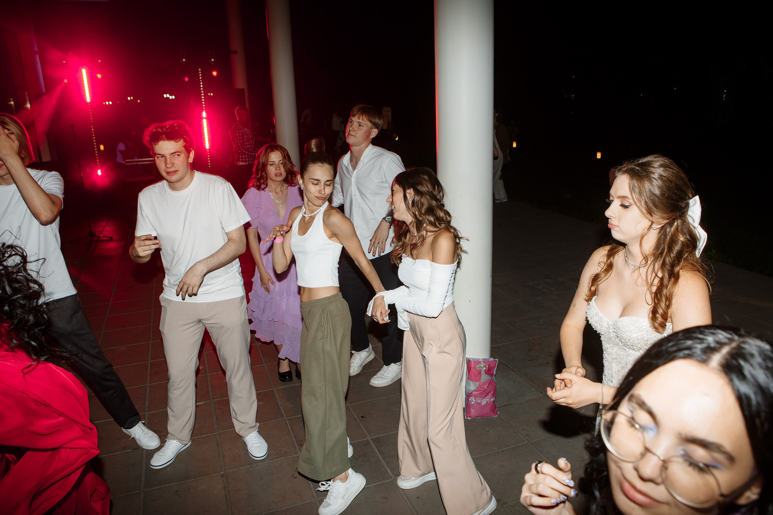 Выпускной Гимназия 12 2024 OpenHouse. Свадебный и портретный Фотограф в Липецке Дмитрий Котюков