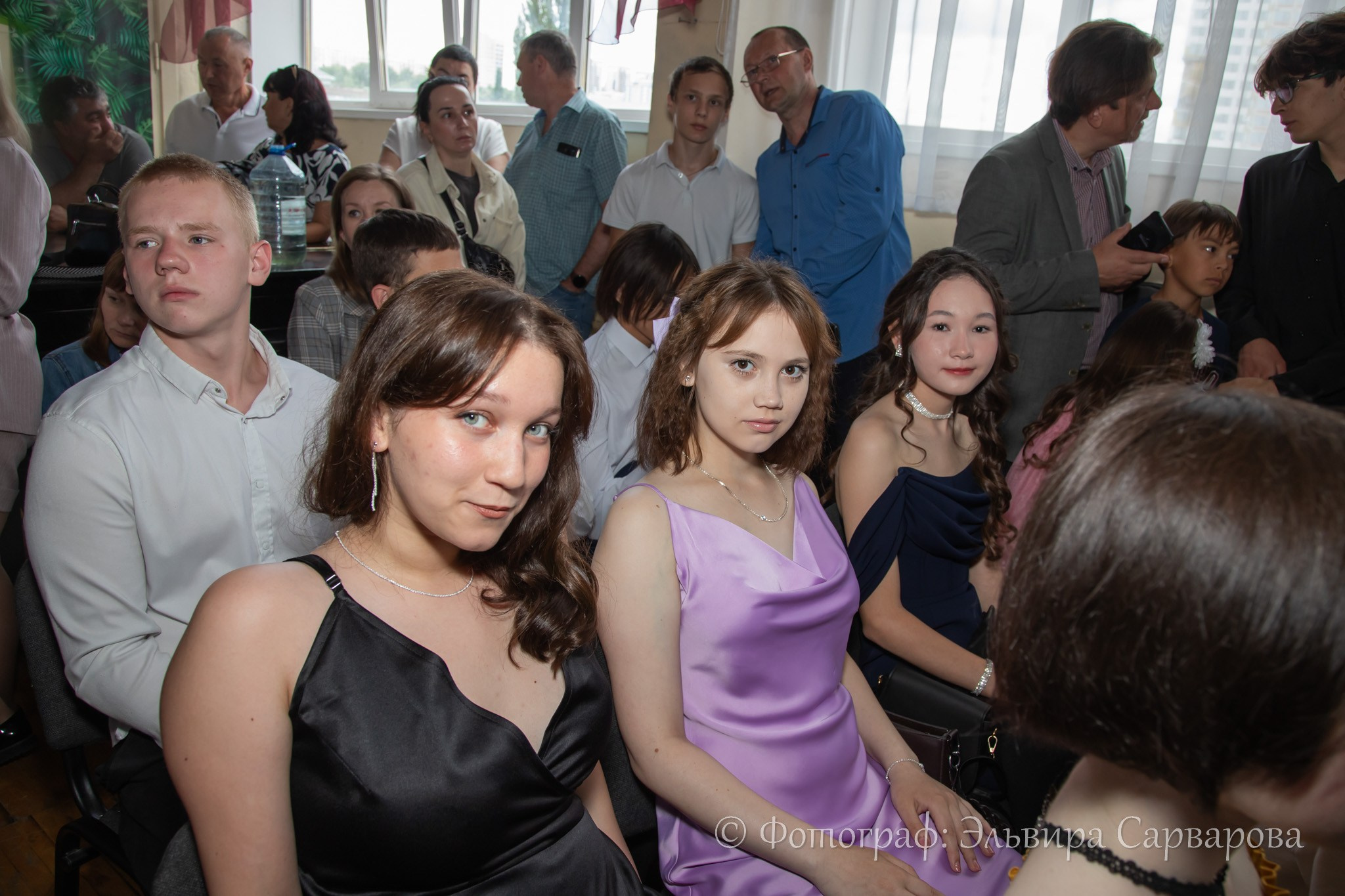 Вручение аттестатов 9 класс. Репортажный Фотограф