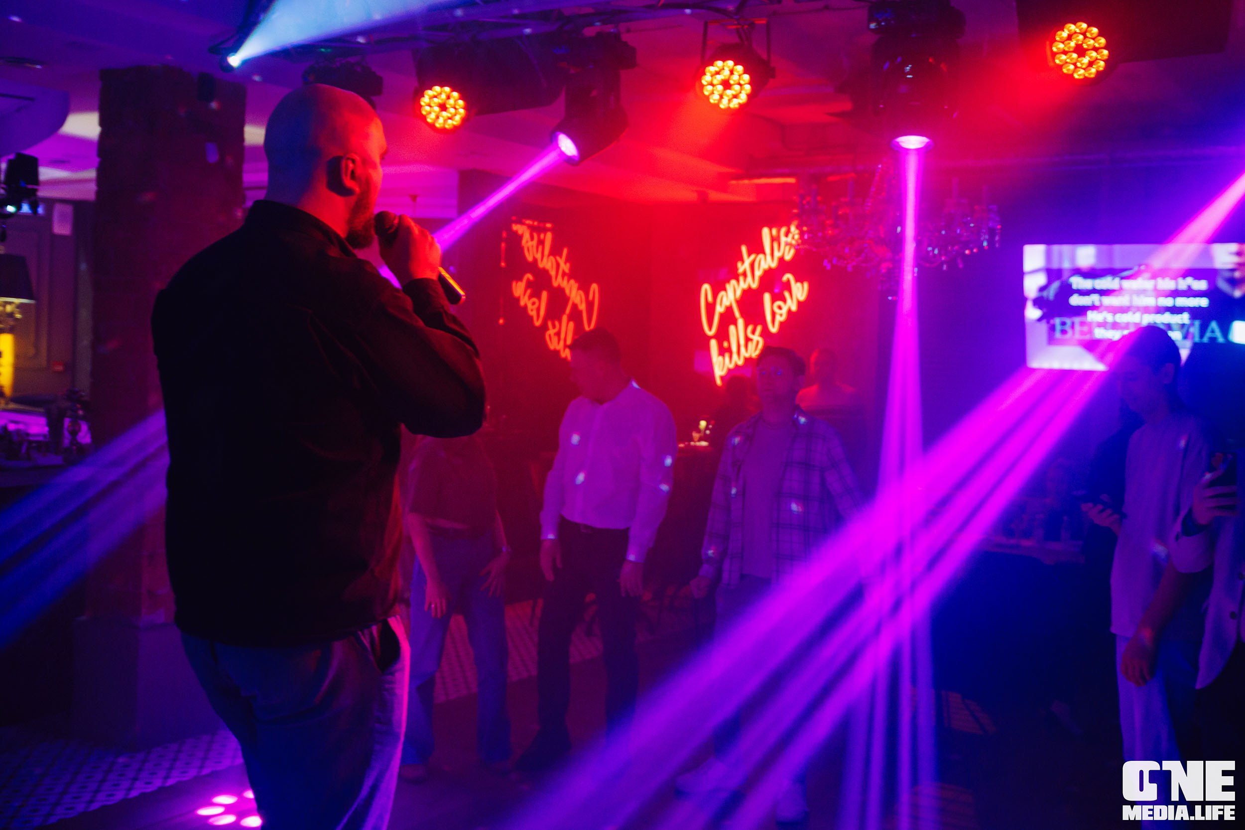 Пятница в Белгравии. One Media Life: фоторепортажи, фотоотчеты с мероприятий и заведений