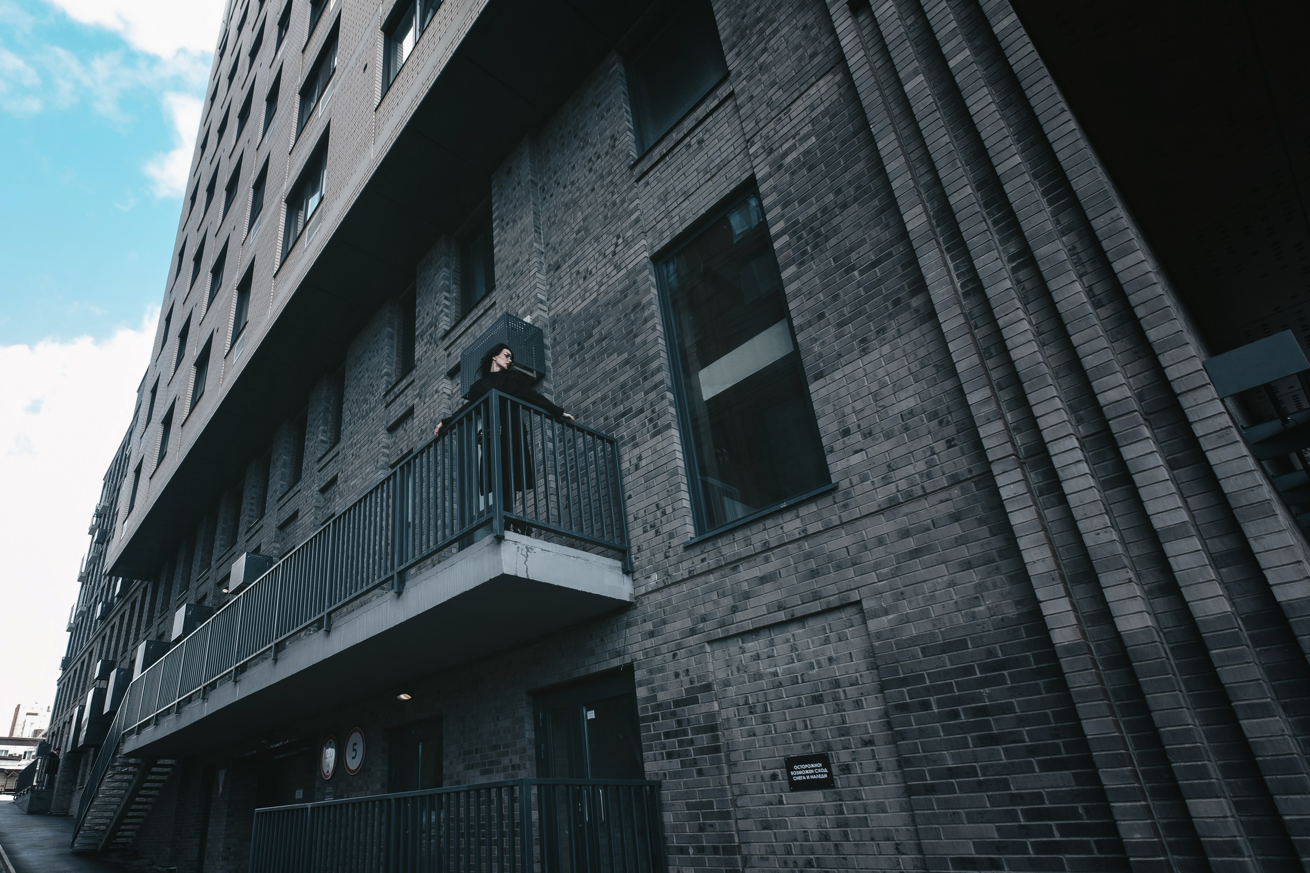 Первый прогулочный фотосет 2026. Портретный фотограф в Новосибирске