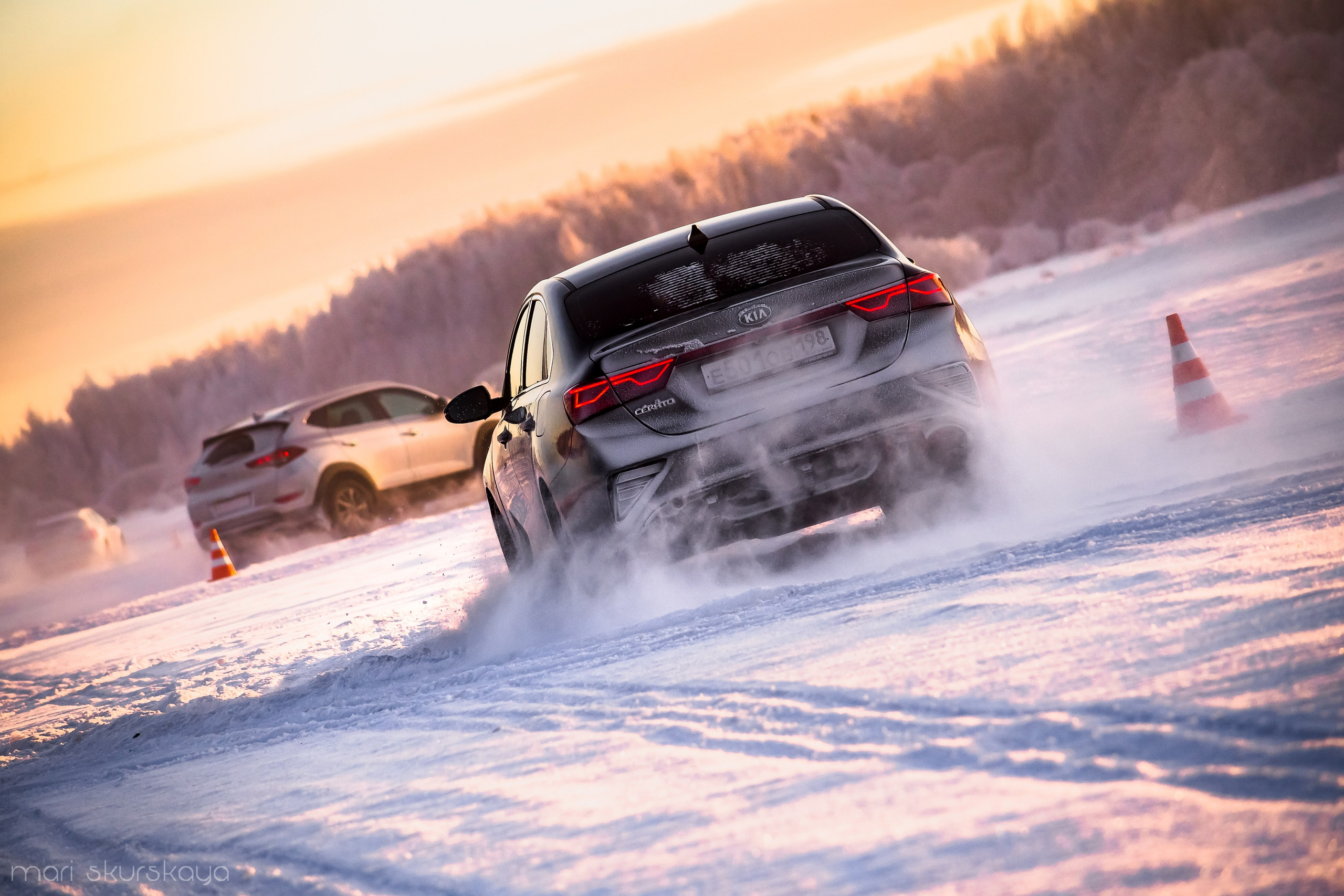 Контраварийная практика вождения автомобиля. Мотофотограф в Санкт-Петербурге Мария Скурская