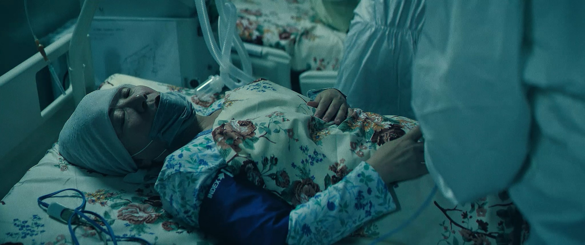 Цветокоррекция ролика «Коронавирус». Цветокоррекция и мастеринг видео в Санкт-Петербурге — Антон Евтягин