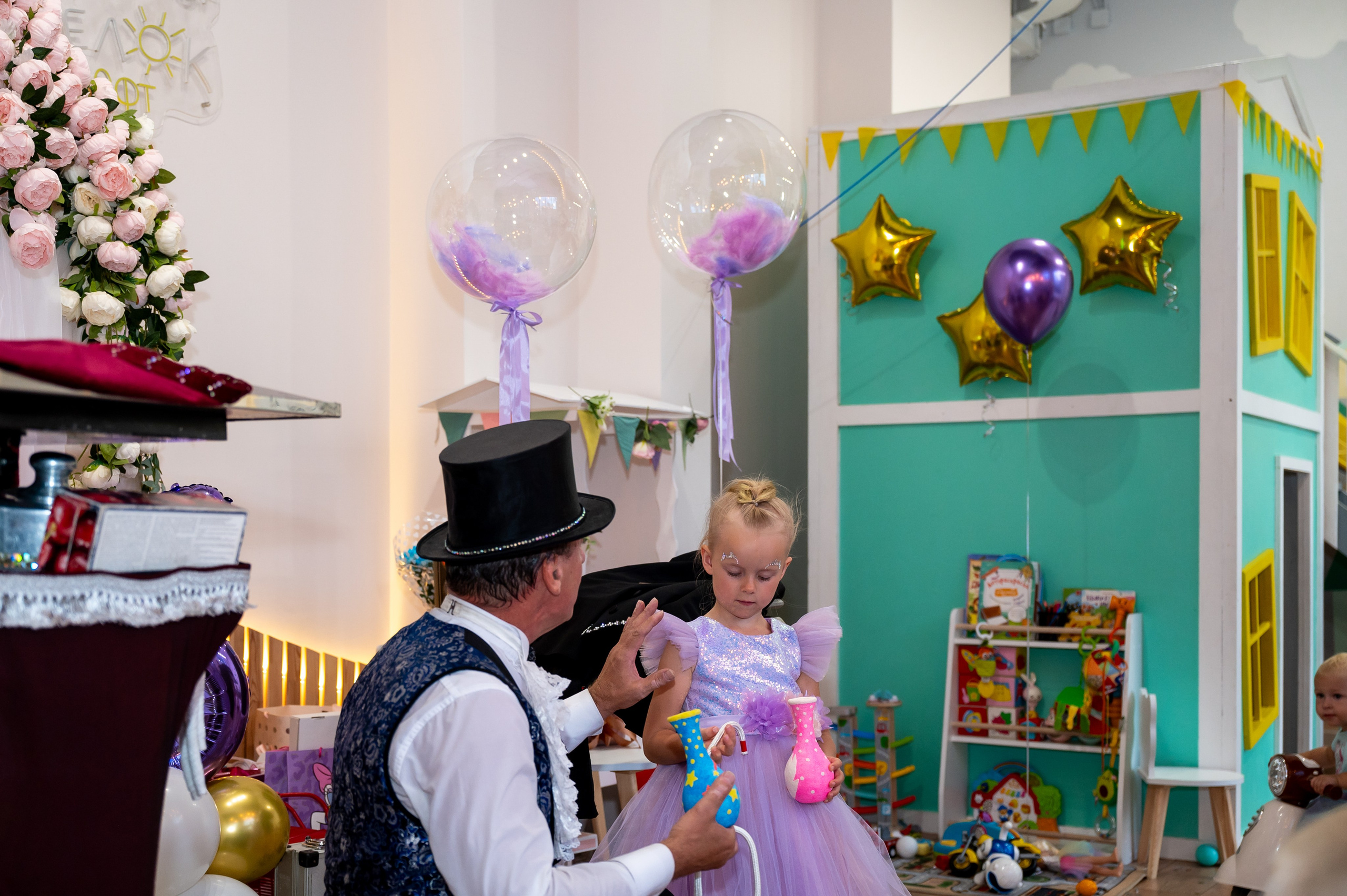 ДР в лофте с фокусником