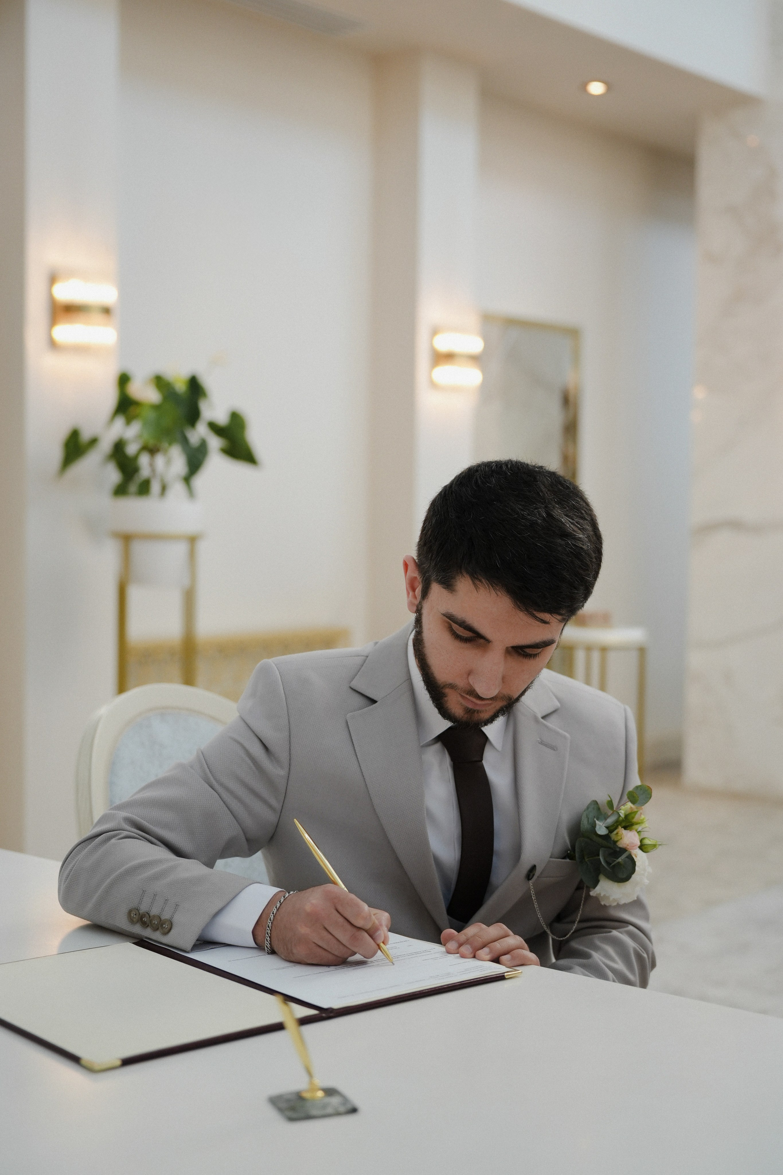 Сборы жениха и невесты, бракосочетание в Савеловском загсе, выездная церемония