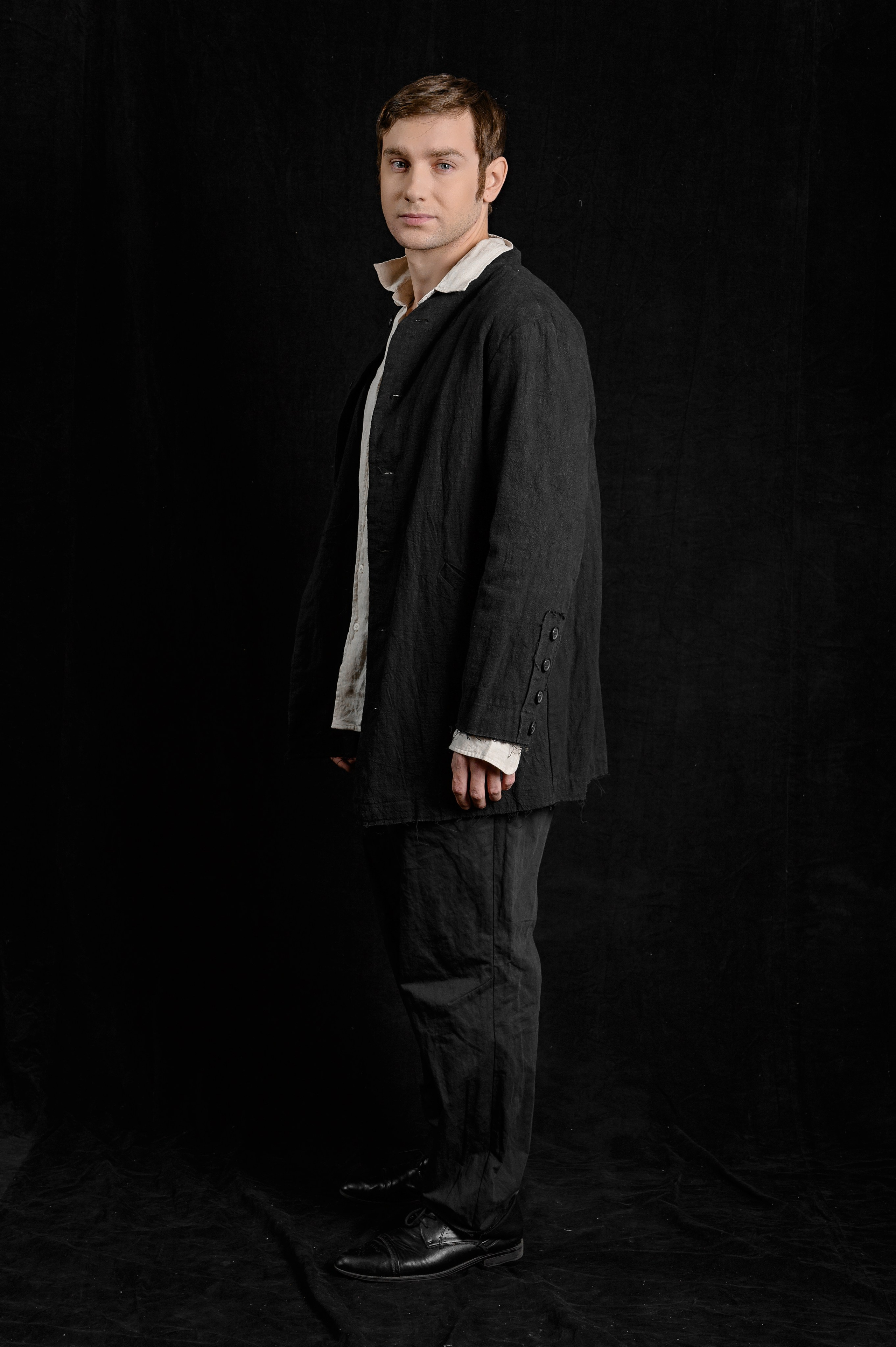 АФИША СПЕКТАКЛЯ «БЕДНОСТЬ НЕ ПОРОК». РЕПОРТАЖНЫЙ И БИЗНЕС ФОТОГРАФ В МОСКВЕ, ЕГОР НИКОЛАЕВ