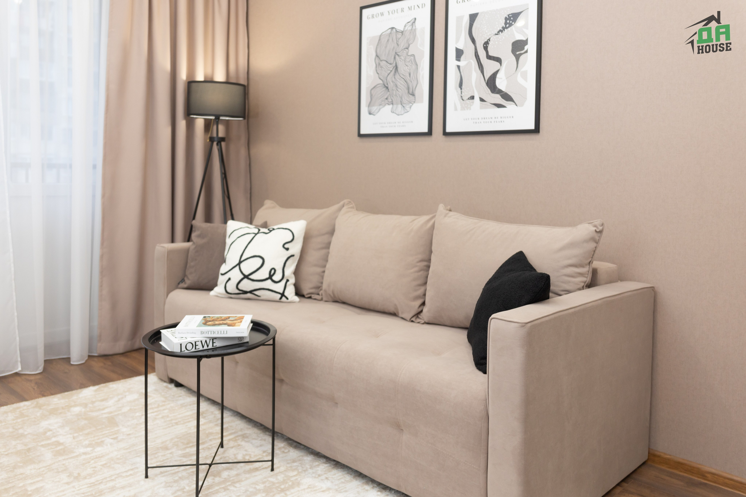 Компания Da House. Репортажный и портретный фотограф в Санктпетербурге. Видиосъемка мероприятий в Санкт-Петербурге