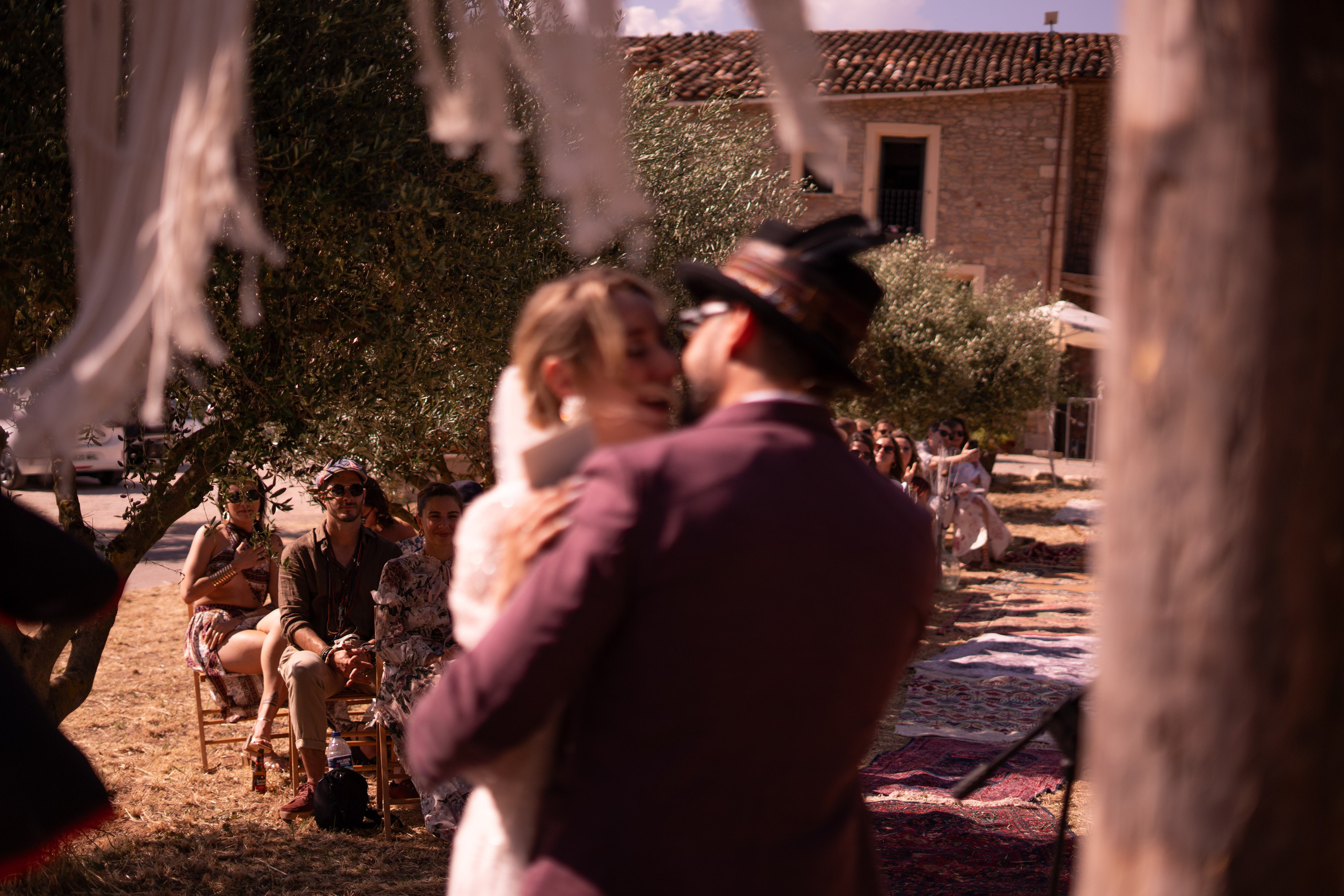 Stasy and Roberto. Wedding Photographer in Barcelona and Medellin