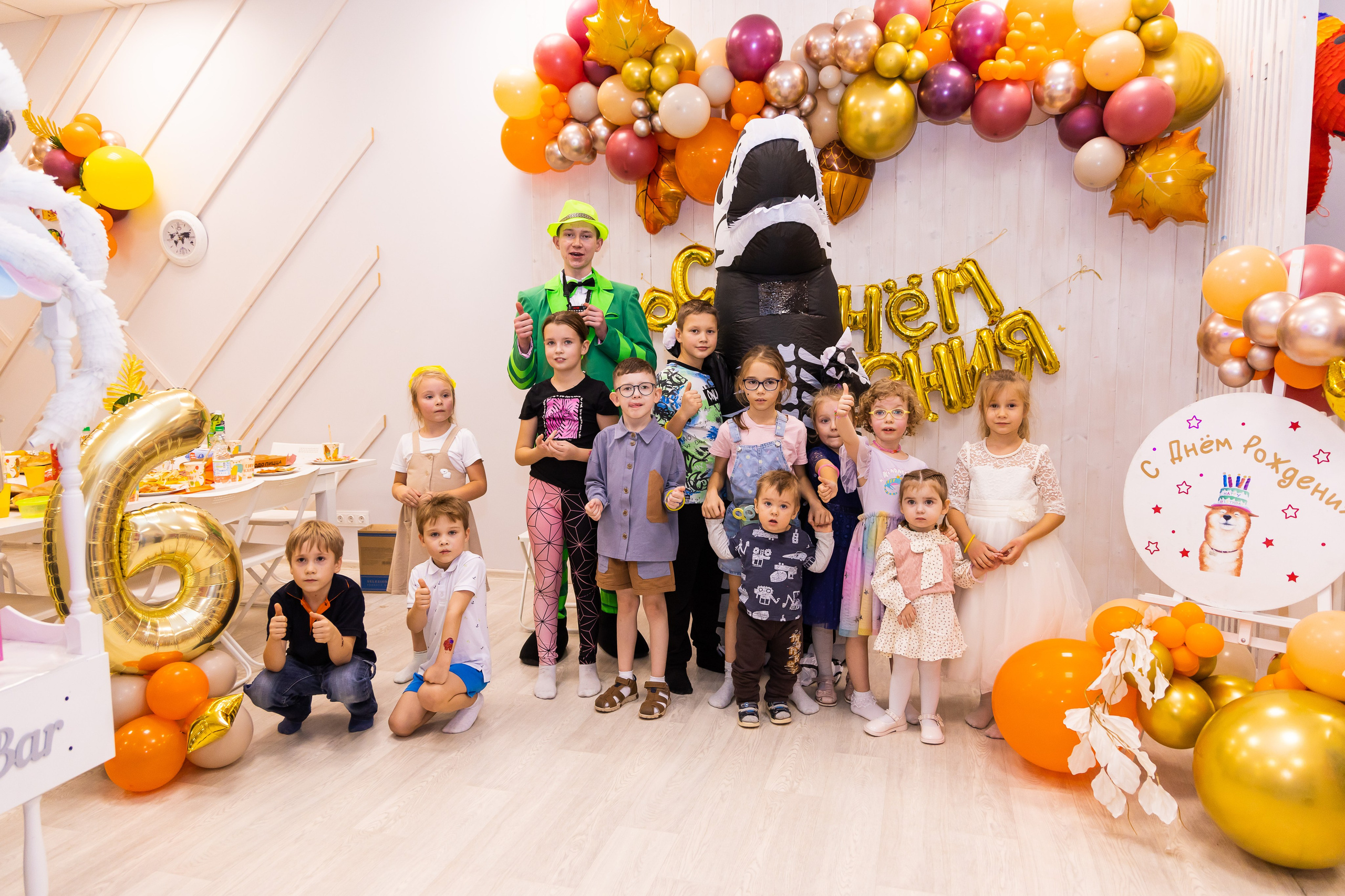 Неоновое День рождения. Семейный и детский фотограф в городе Подолск МО Крылова Ирина