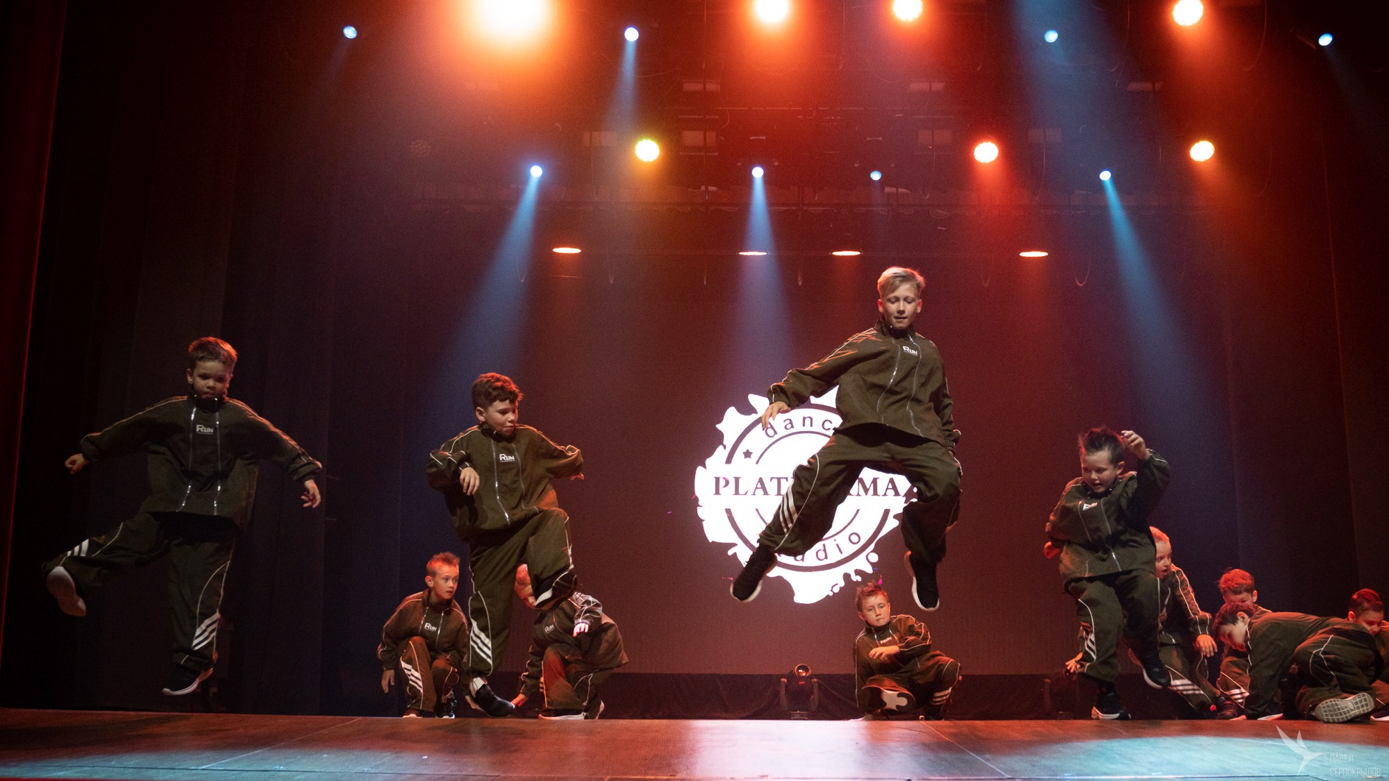 Отчетный концерт студии танцев PLATFORMA. Репортажный фотограф в Казани Павел Серпокрылов