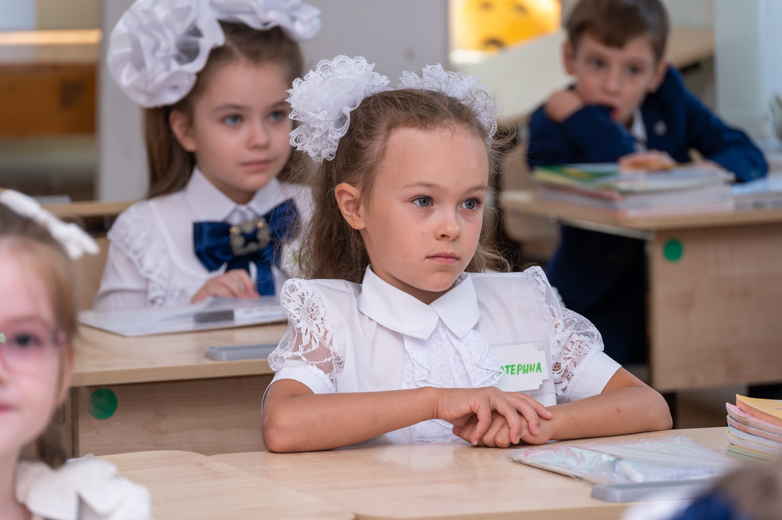 Школьная фотосессия в Туле. Портретный, семейный, свадебный фотограф. Бизнес, контент съёмка. Тула