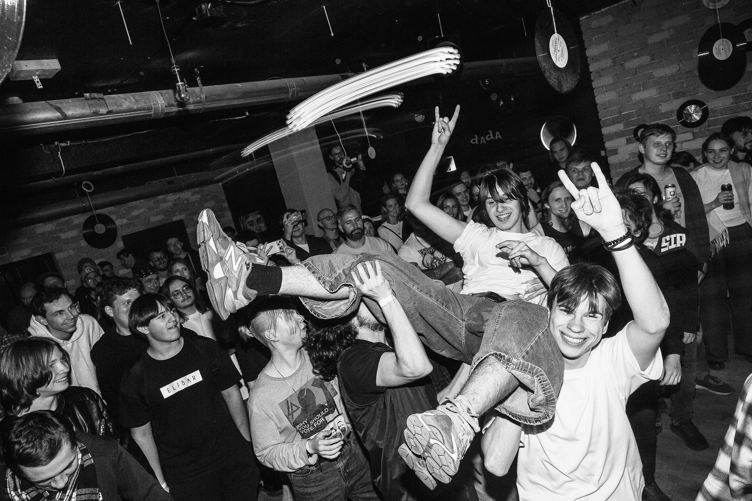 Error 1110 / Rock. Валентин Ставер — свадебный и репортажный фотограф