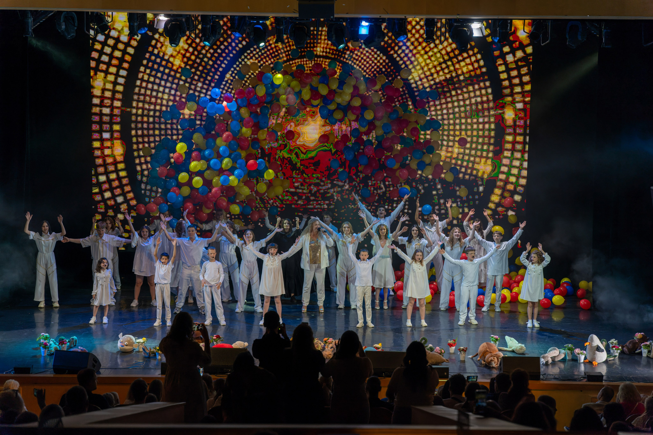 Съёмка благотворительного спектакля «Новая история деревянного мальчика». «Студия DRONAVT`s» — видеосъёмка и фотография г. Москва