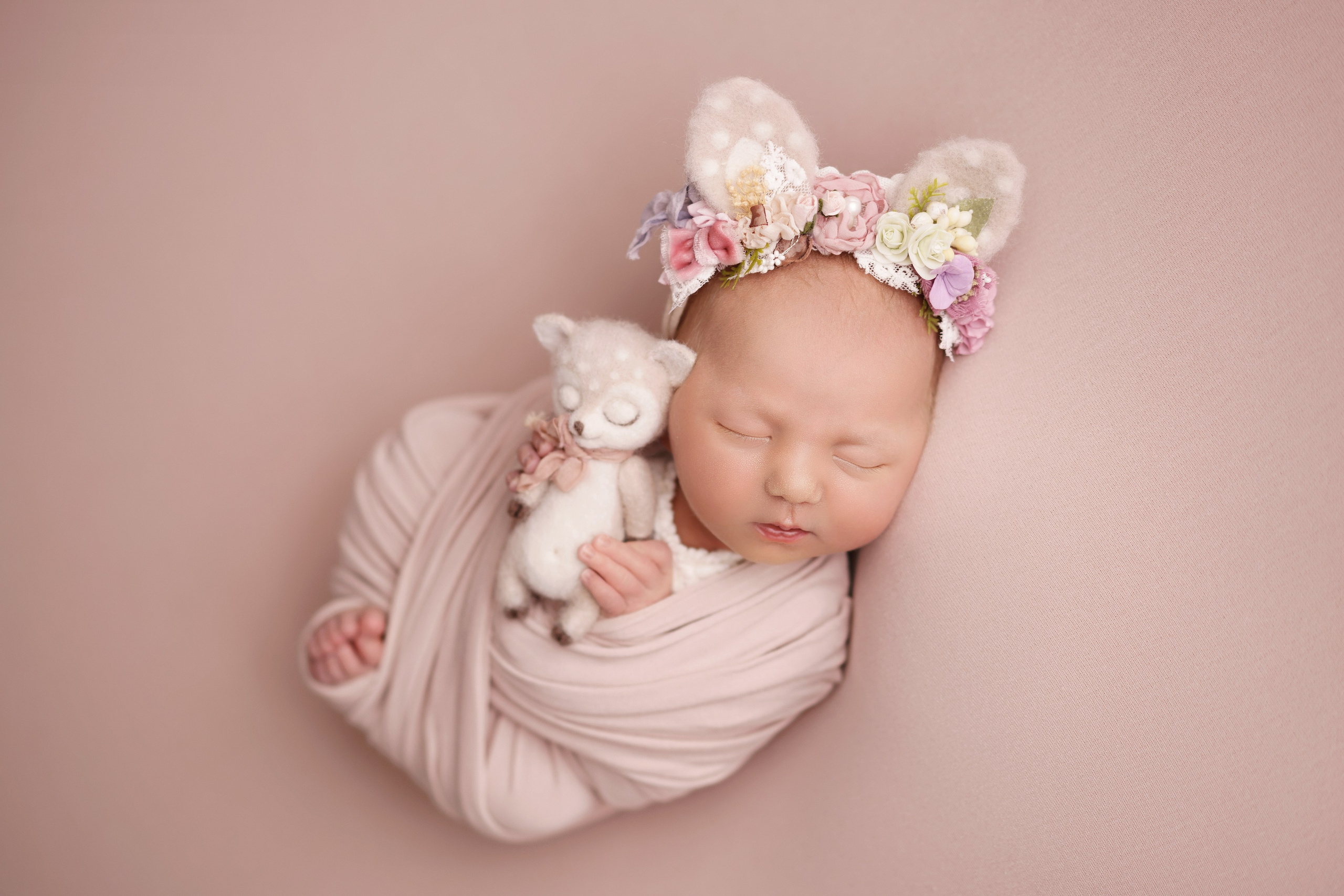 Фотосессия новорожденных | Галерея трогательных кадров малышей в стиле newborn. Фотосессия новорожденных в Москве и Московской области | Профессиональный фотограф newborn — Татьяна Иванова