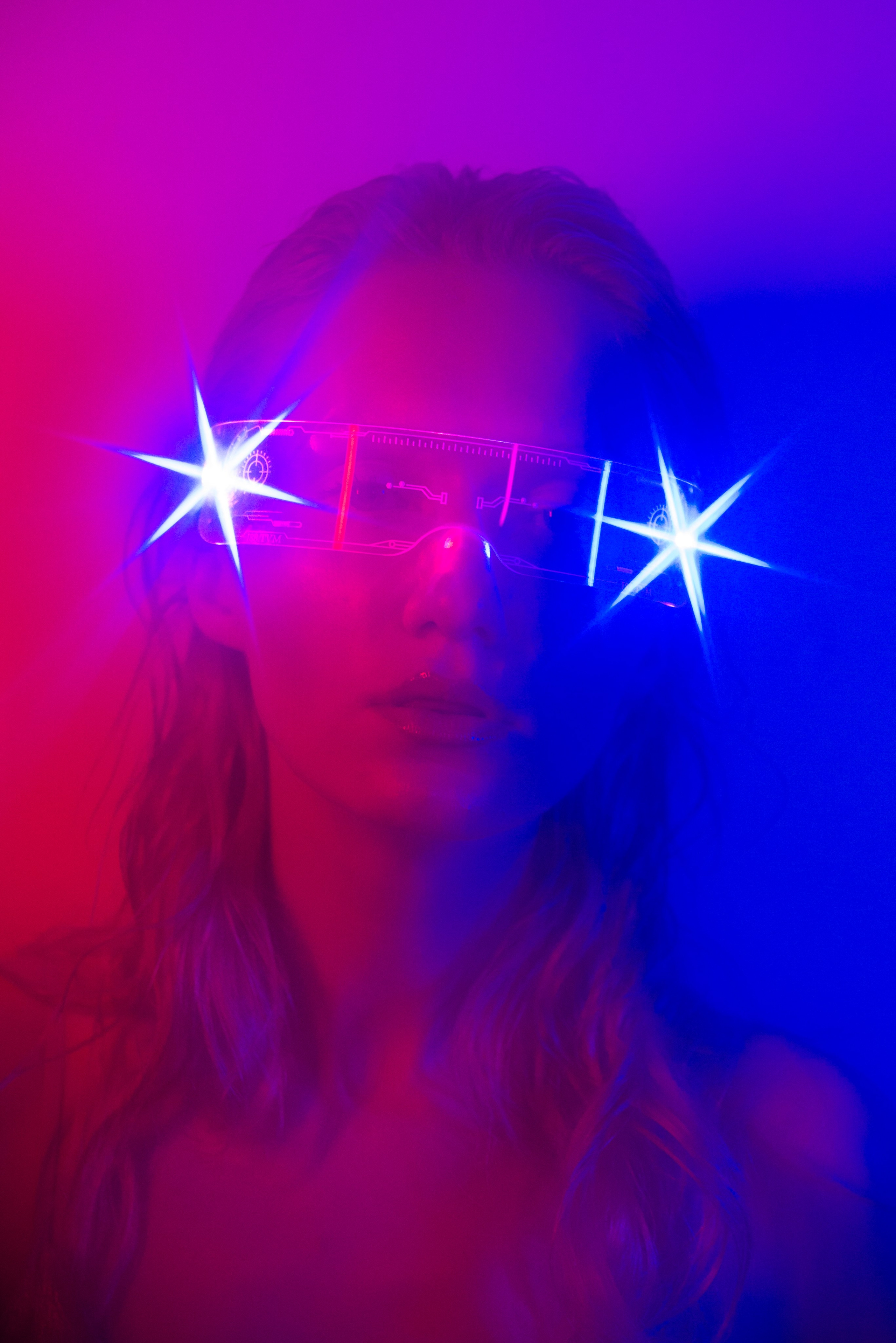 Мария Тихонова. Неон