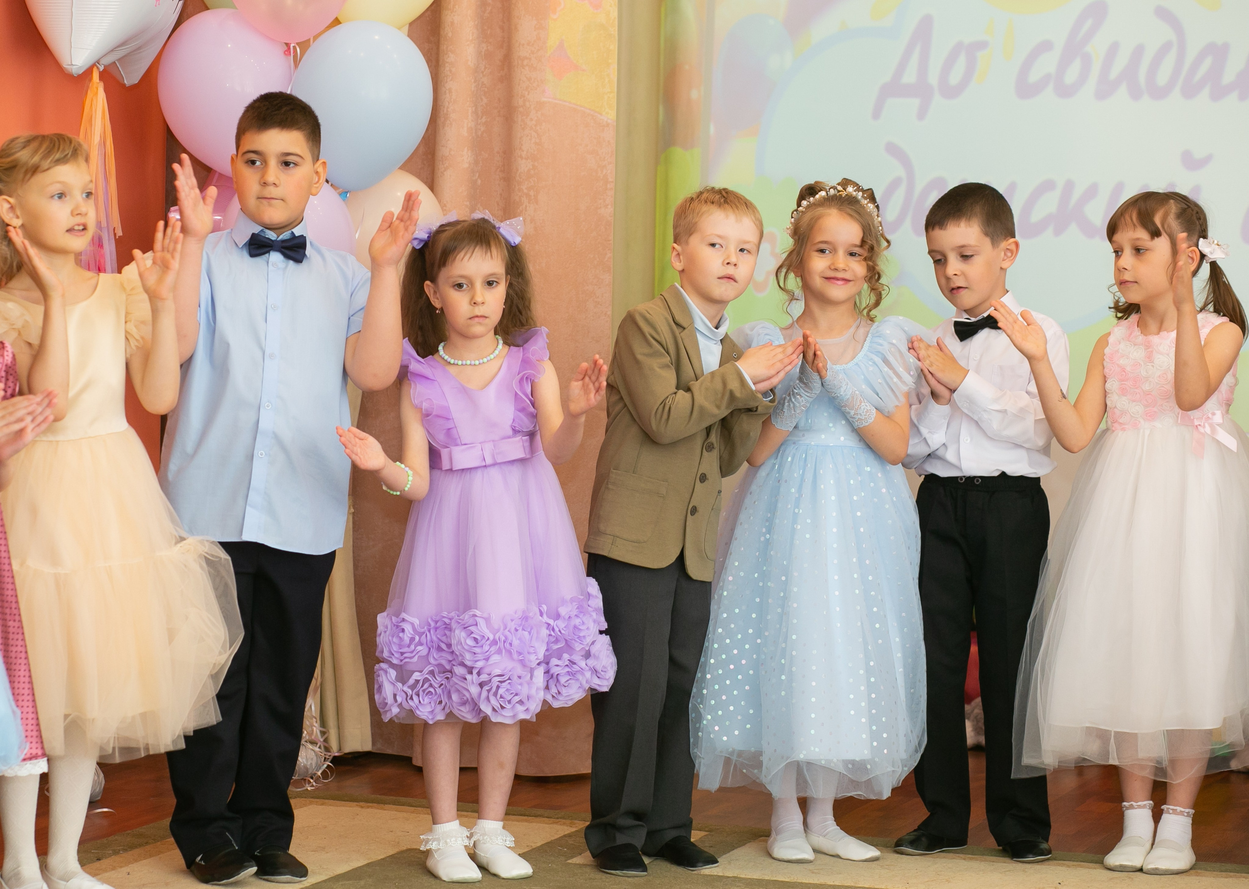 Выпускные и Утренники. Фотограф новорожденных и семейный фотограф НСО г. Бердск Марина Львова