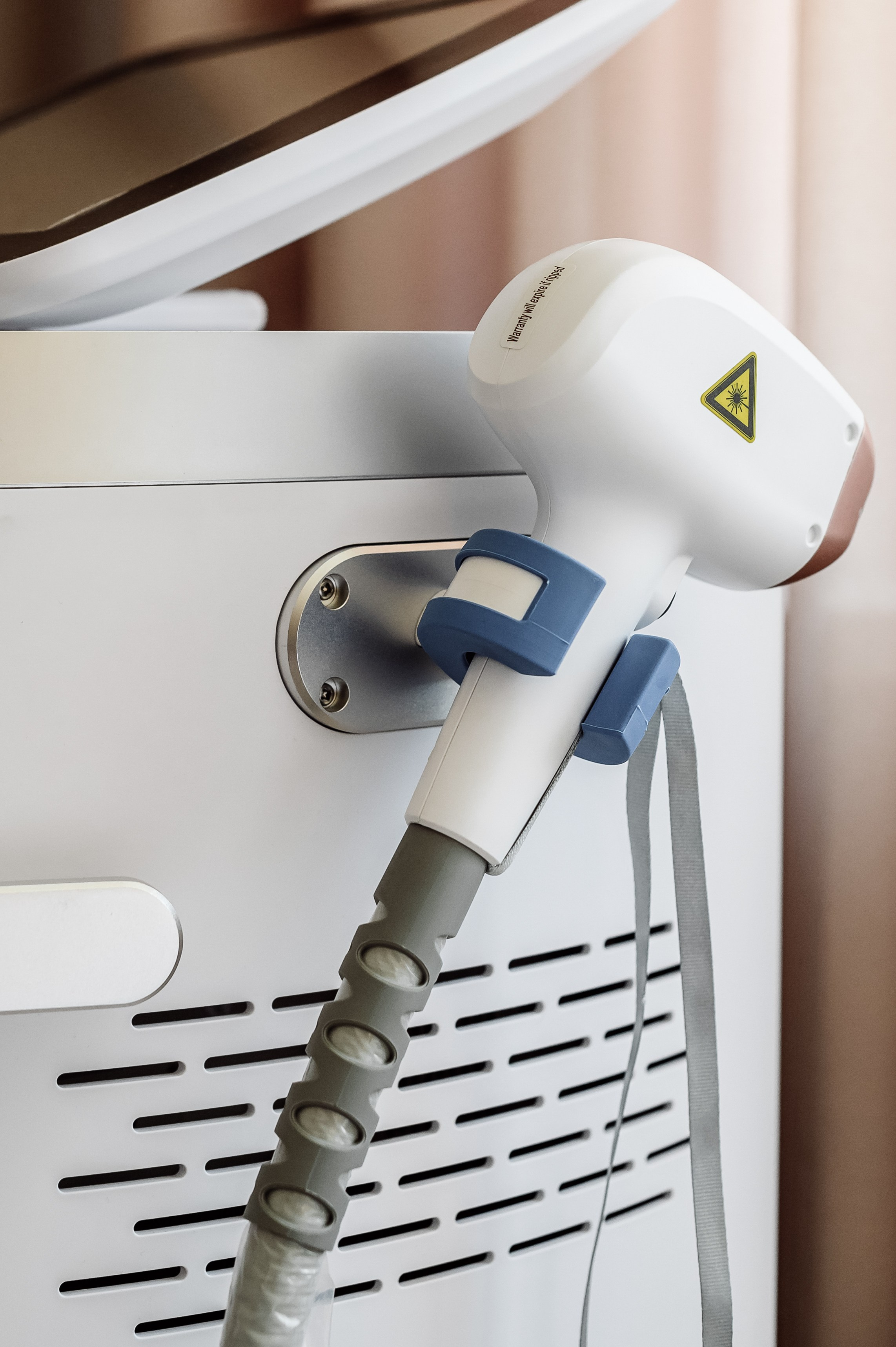 Студия лазерной эпиляции «БЕЗ САХАРА». Свадебный, семейный и репортажный фотограф. Брянск. Эльвира Голенкова