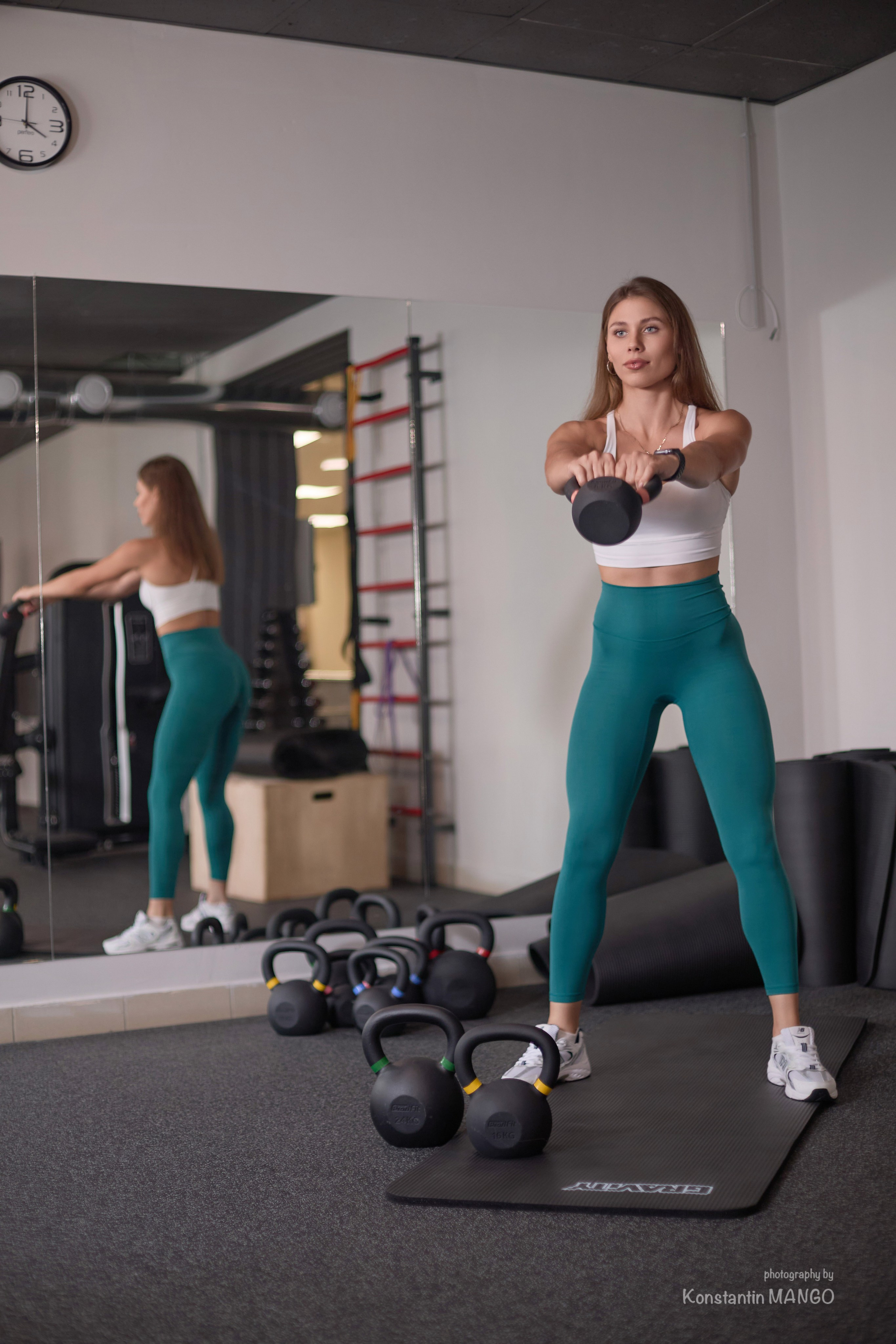 Фитнес фотосессия для тренера Кристины. Фотограф в Рязани. Свадьба, семейное фото, портрет. Константин Манго