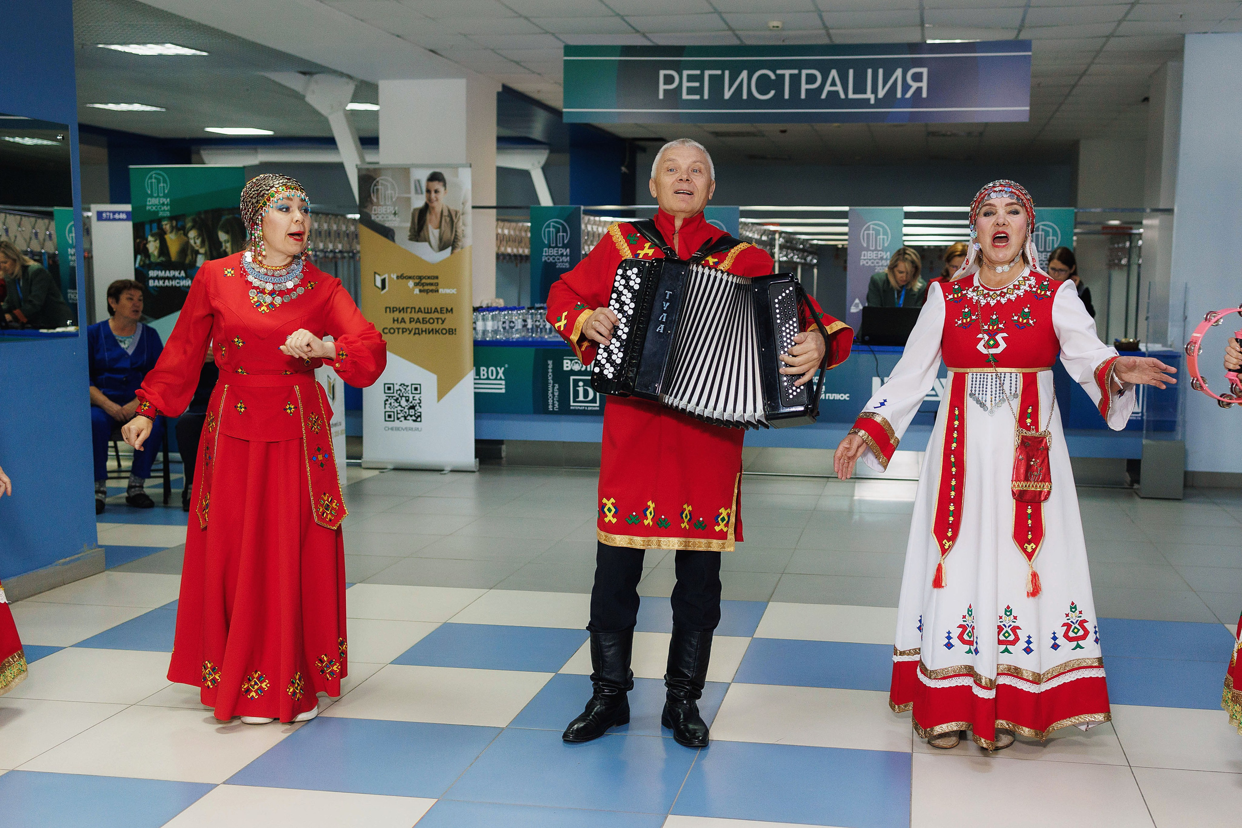 Репортажная съемка форума «Двери Росси-2025» в Чебоксарах. Портретный и репортажный фотограф в Чебоксарах Андриян Чаркин