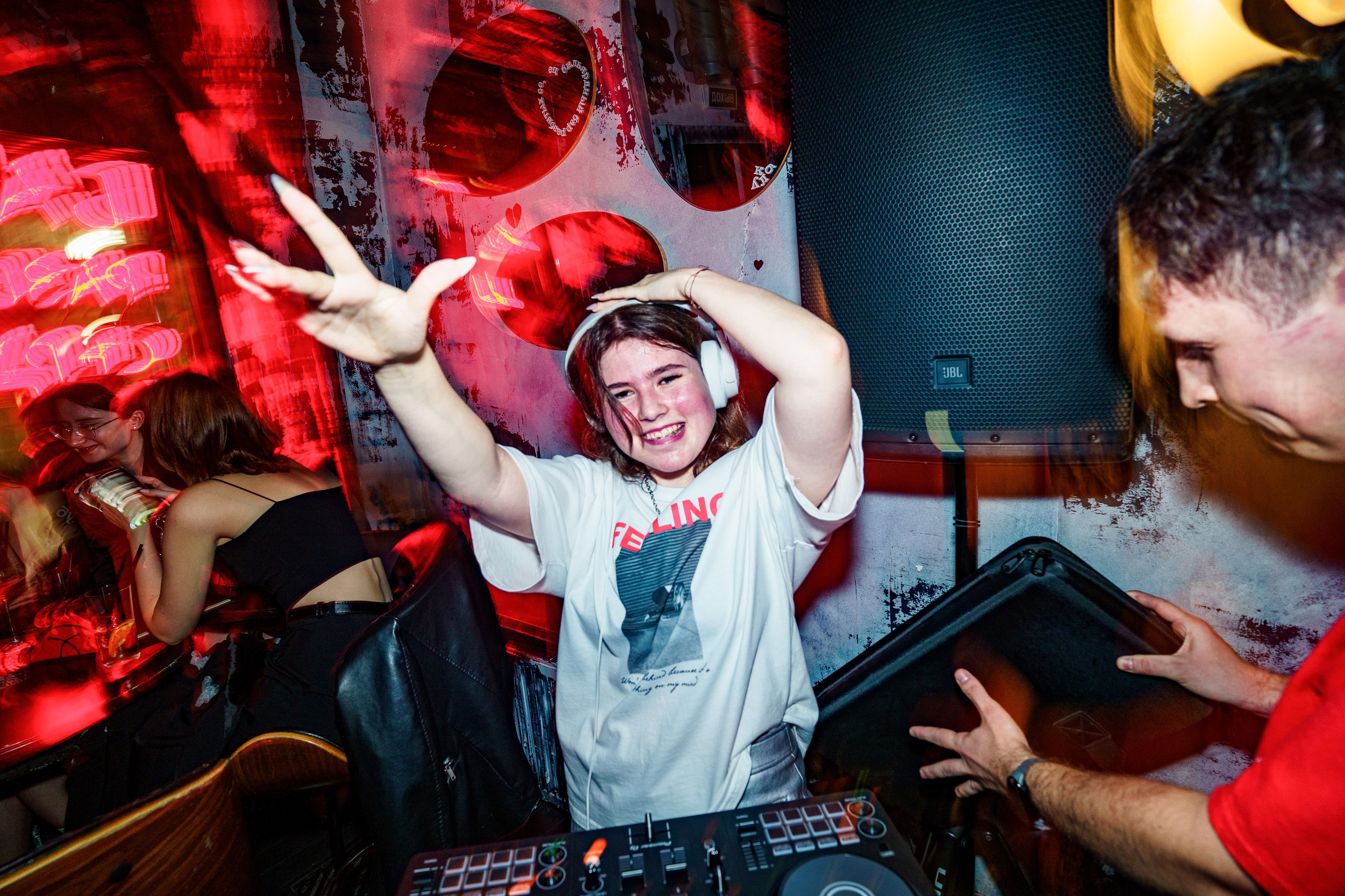 Бар разбитых сердец — 10/12 DJ's. Концертный и репортажный фотограф в Санкт-Петербурге Слава Пахомов