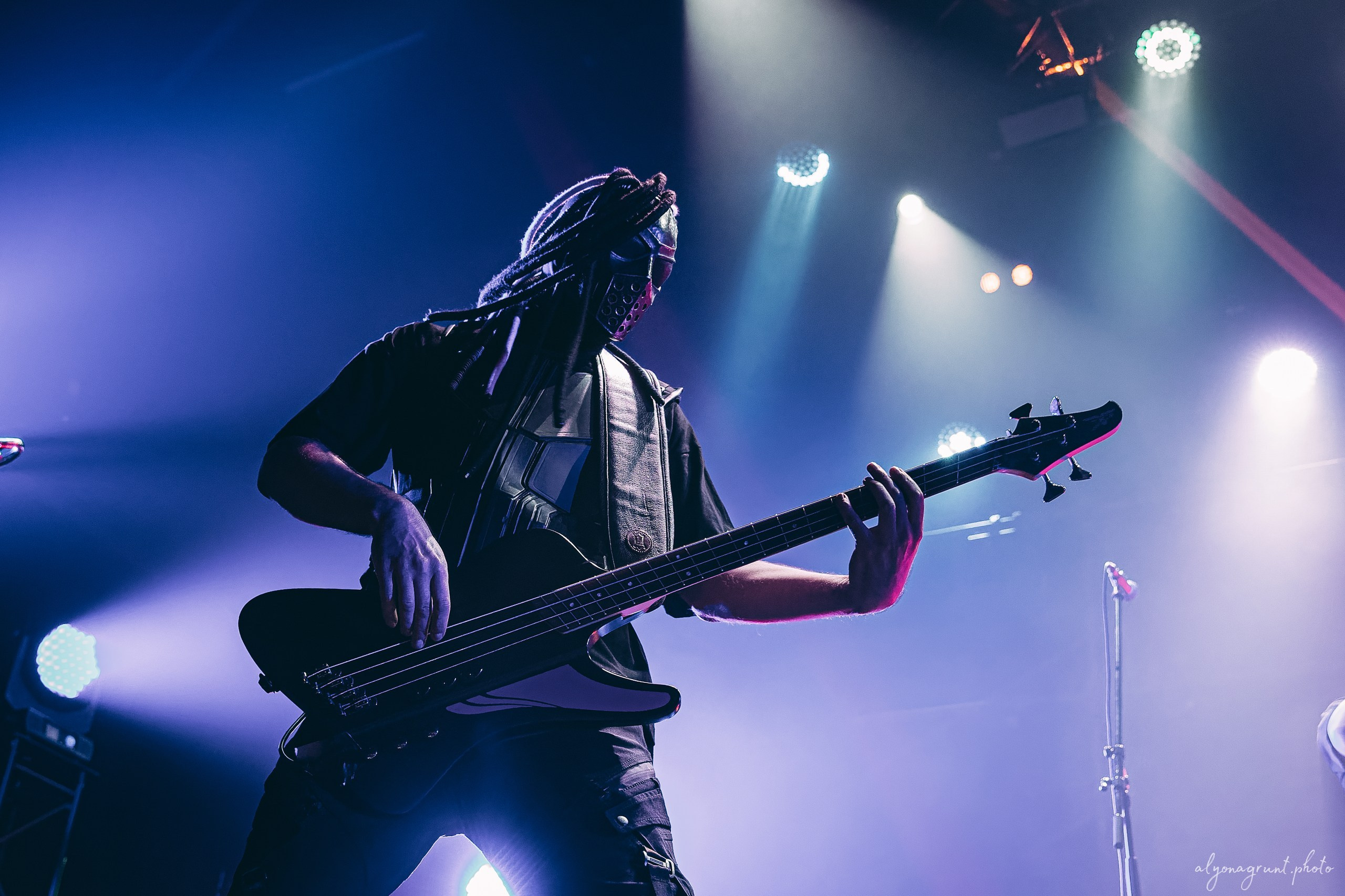 Пневмослон, фоторепортаж СПб, A2,17.10.2025. Алена Адрианова: фотограф в Санкт-Петербурге