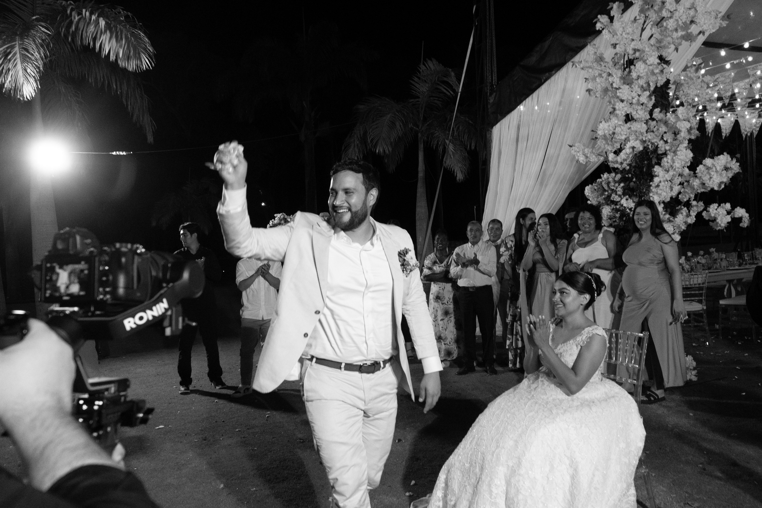 Carola & Gerson. Wedding Photographer in Barcelona and Medellin