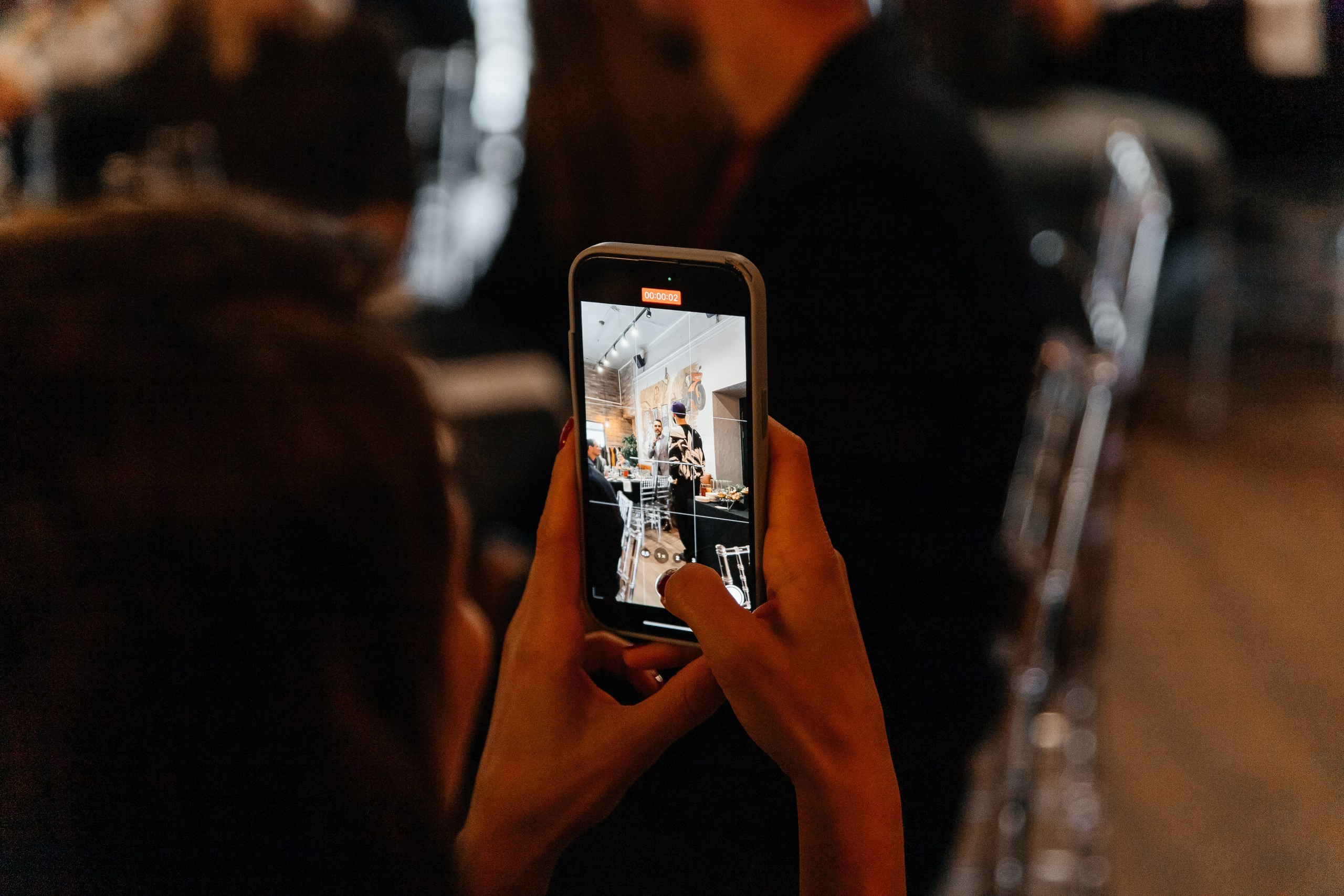 Экспертное игристое. Свадебный и репортажный фотограф в Новосибирске Федор Гладков