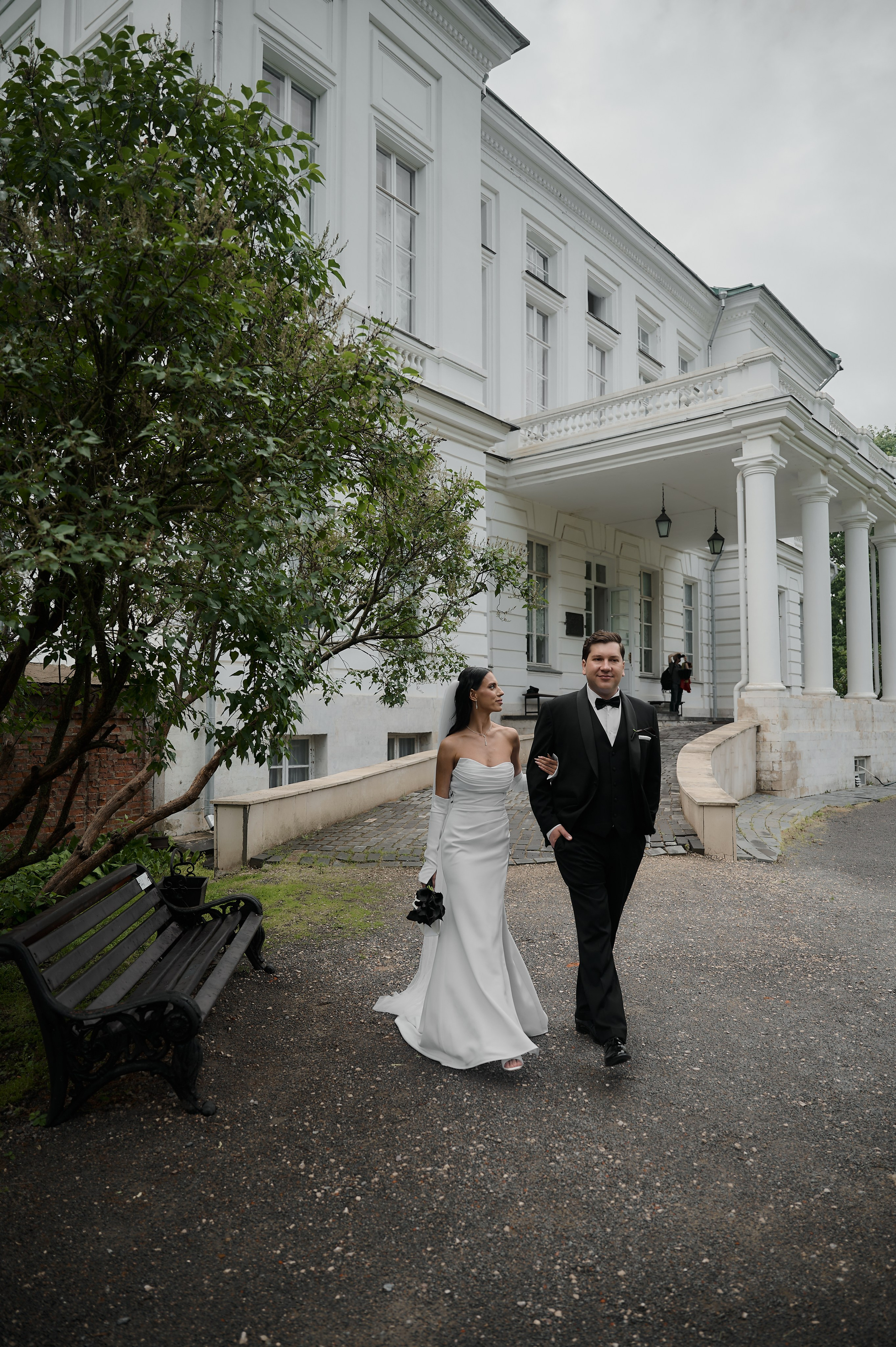 Свадебная прогулка в Богородицке. Свадебный фотограф в Туле Никита Беляев