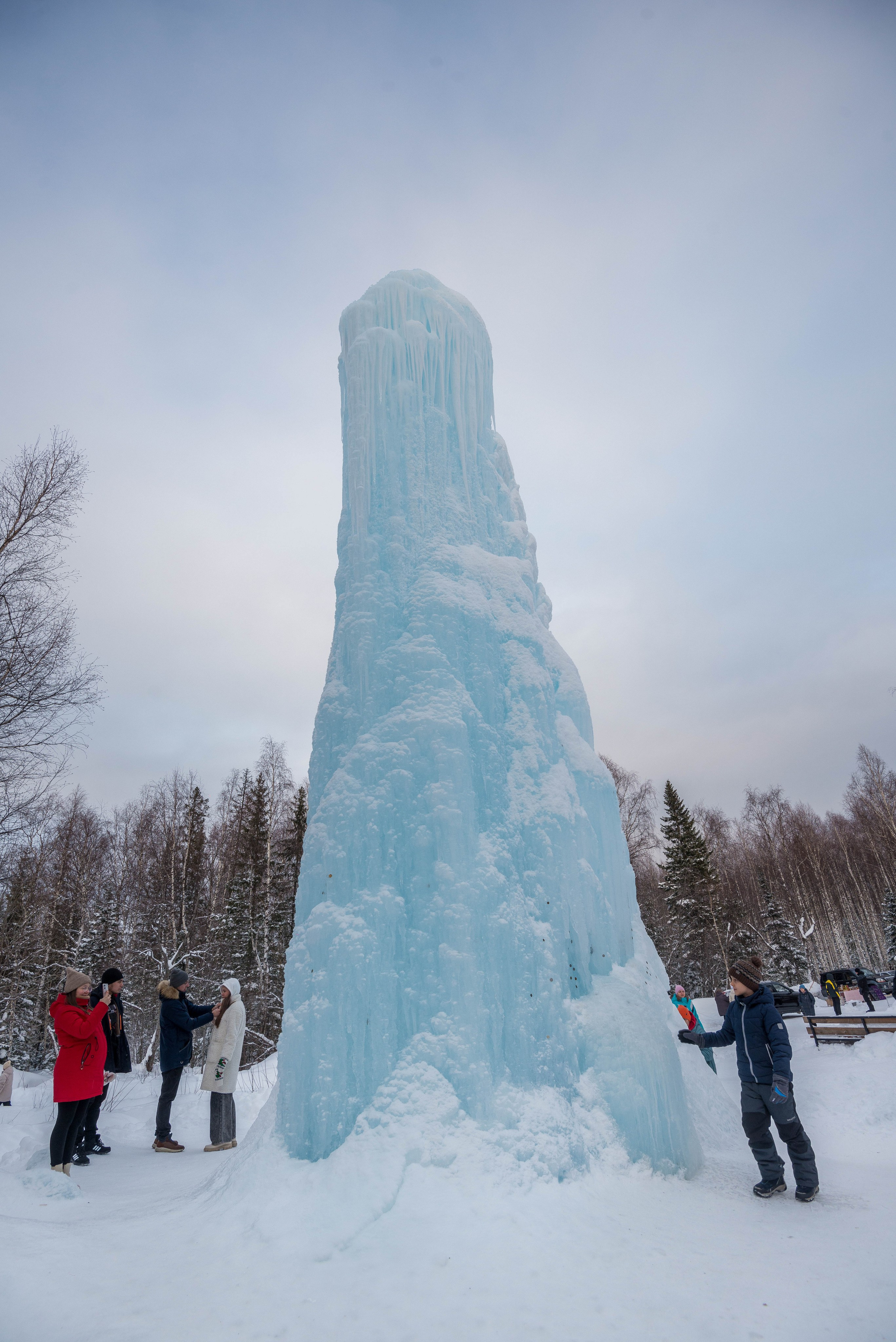 Таганай Семибратка, Парк Бажова, ледяной фонтан 06.01.2024. Свадебный фотограф на Урале Виктор Соколов