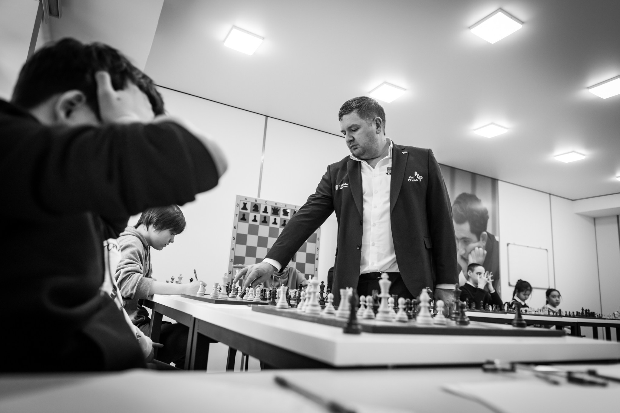 2025.02.01 KAZAKHMYS Youth Team Chess CUP 2025 — Simul with Alexander Moiseenko. Фотограф Анна Штурман (репортажная съёмка любых событий и мероприятий) Anna Shtourman photographer