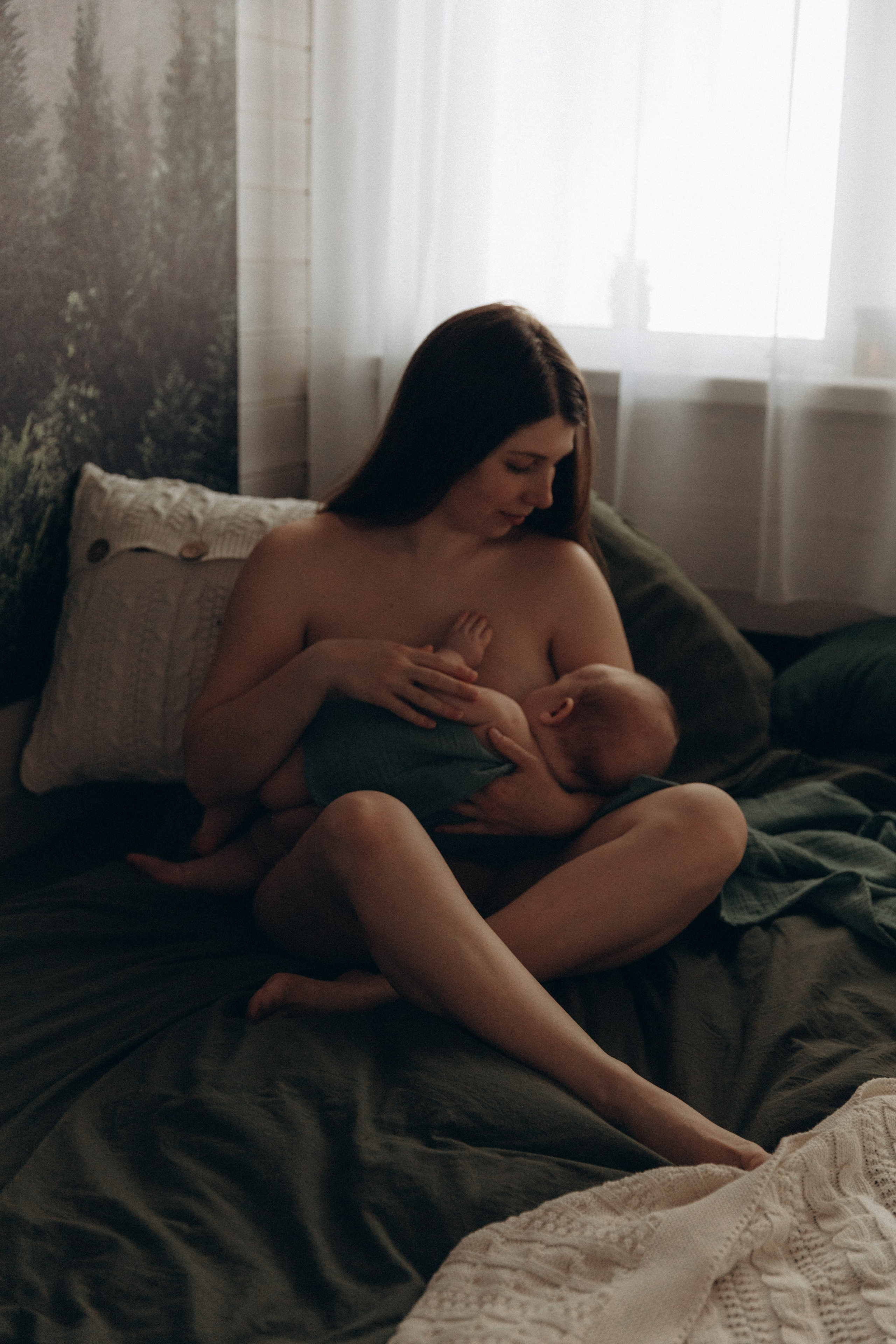 Мама и малыш, домашняя история. Фотограф Ульяна Дивина в Нижнем Новгороде и Нижегородской области