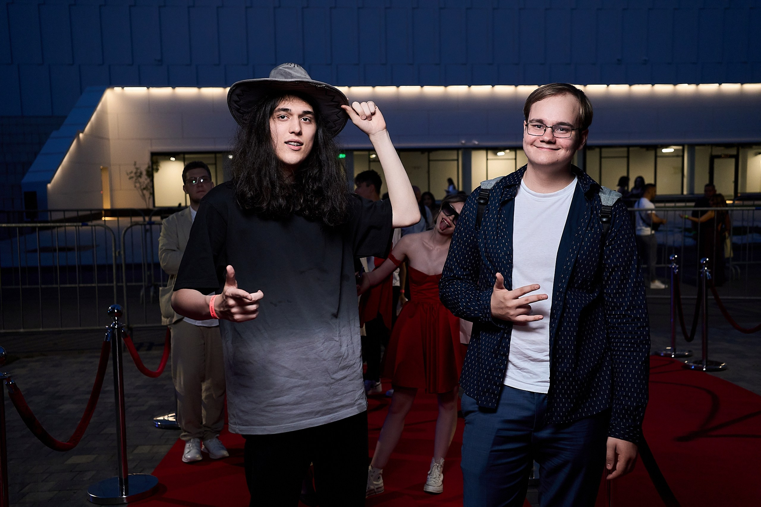 Выпускной 2024 концертный зал Академия ВТБ. Фотограф и Видеограф в Москве. Олег Корушев