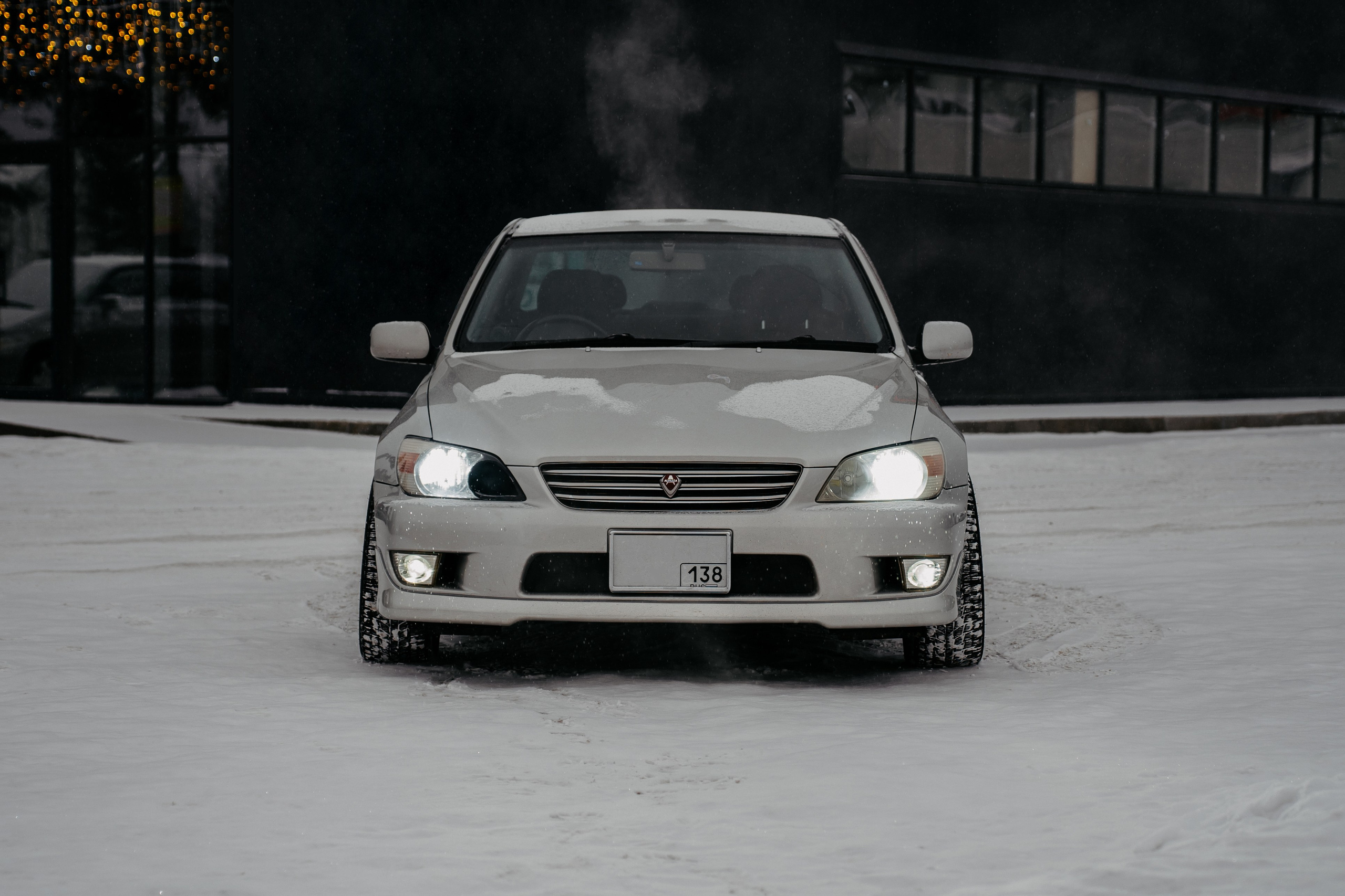 Toyota Altezza. Фотограф, видеограф и пилот дрона на Байкале