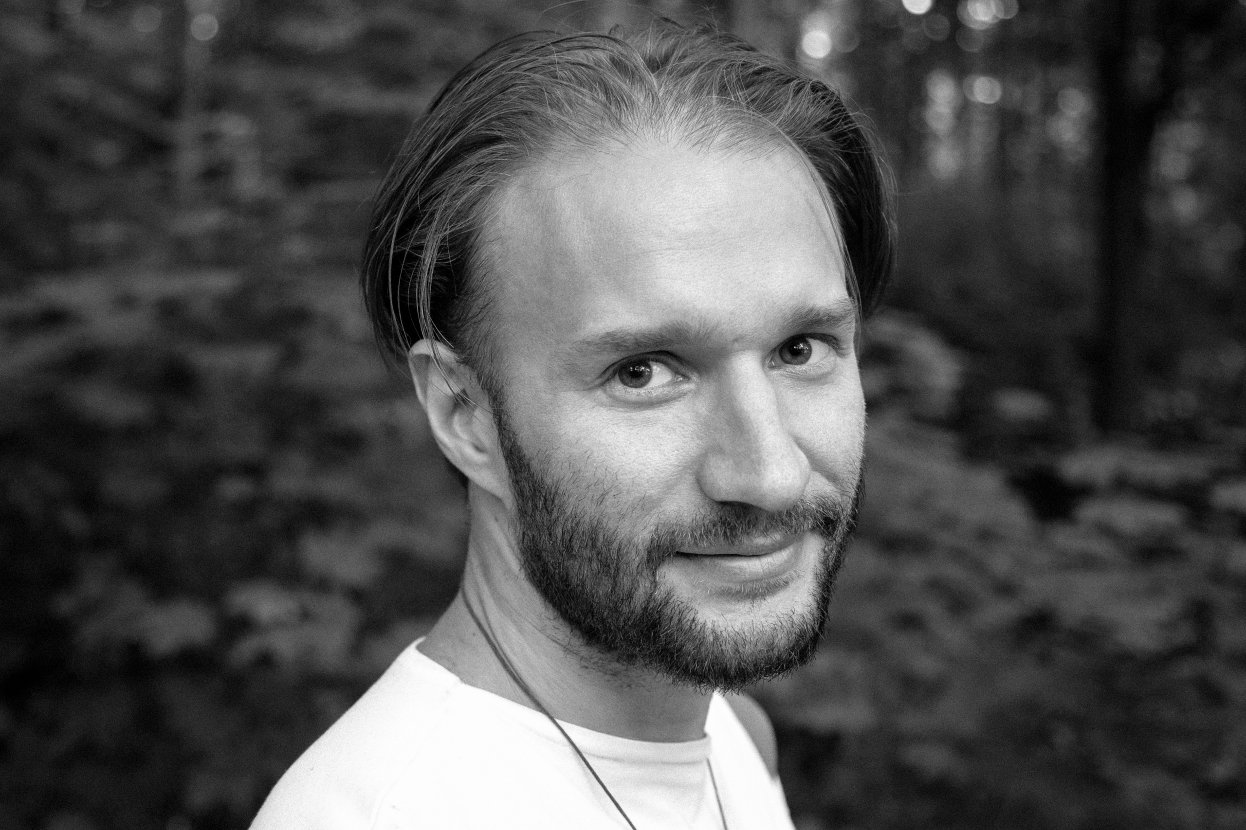 Юрий Лобынцев. Татьяна Фокина — портретный фотограф и AI creator