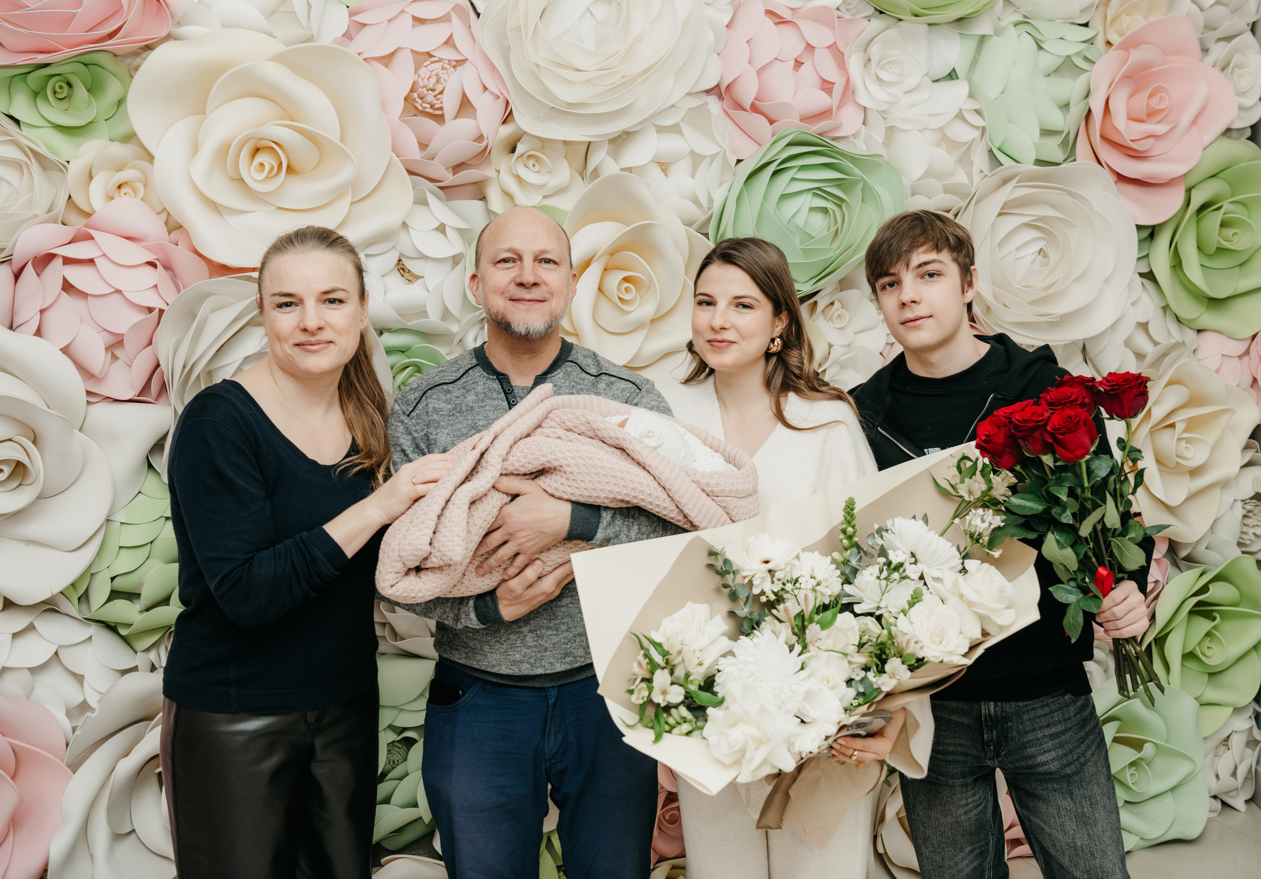 Выписка Софии. ГКБ 67. Фотограф на выписку из роддома в Москве и МО