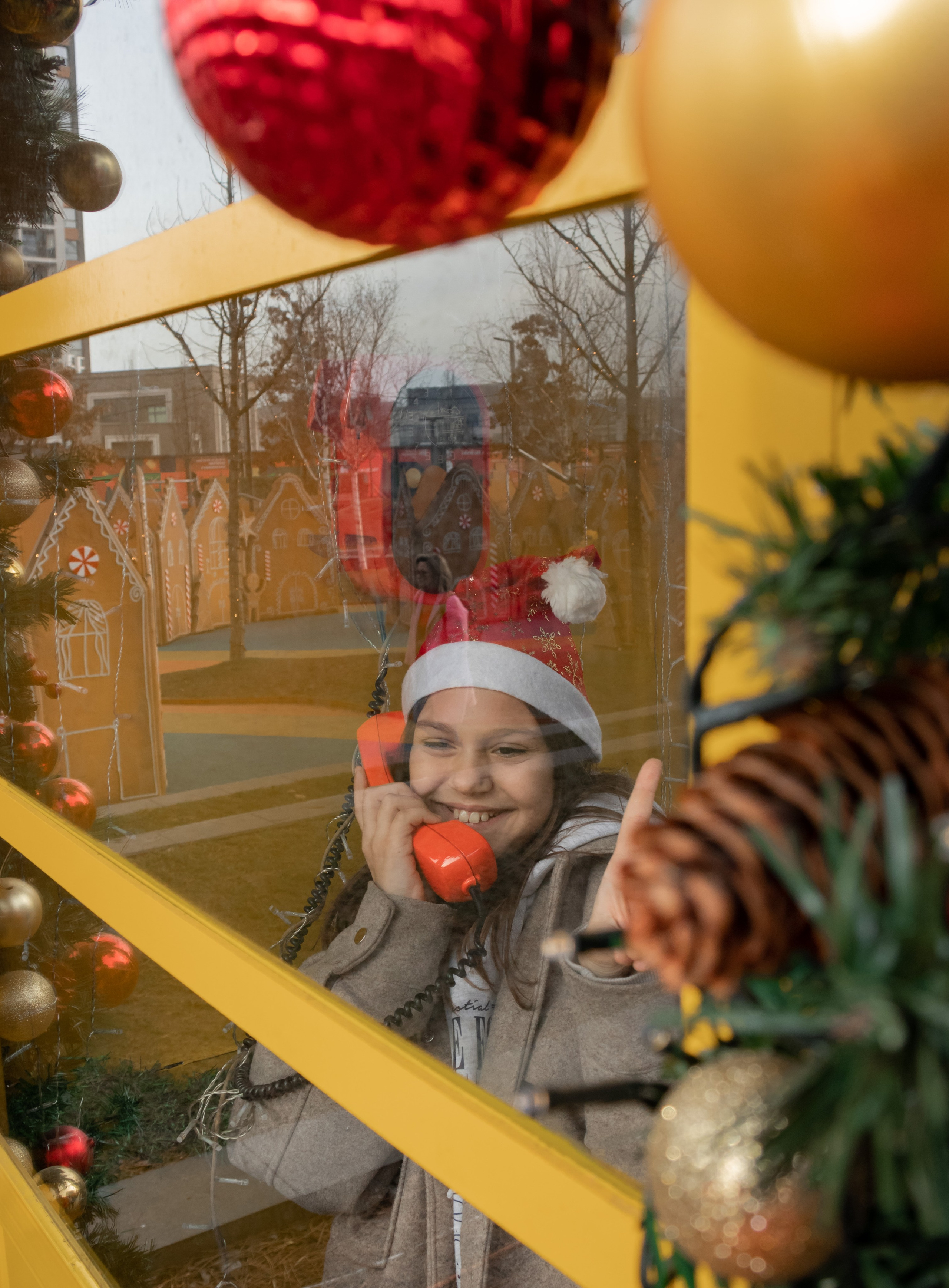 New year photosession for kids and friends. Portrait photographer in Tivat Montenegro Katerina Kirsanova