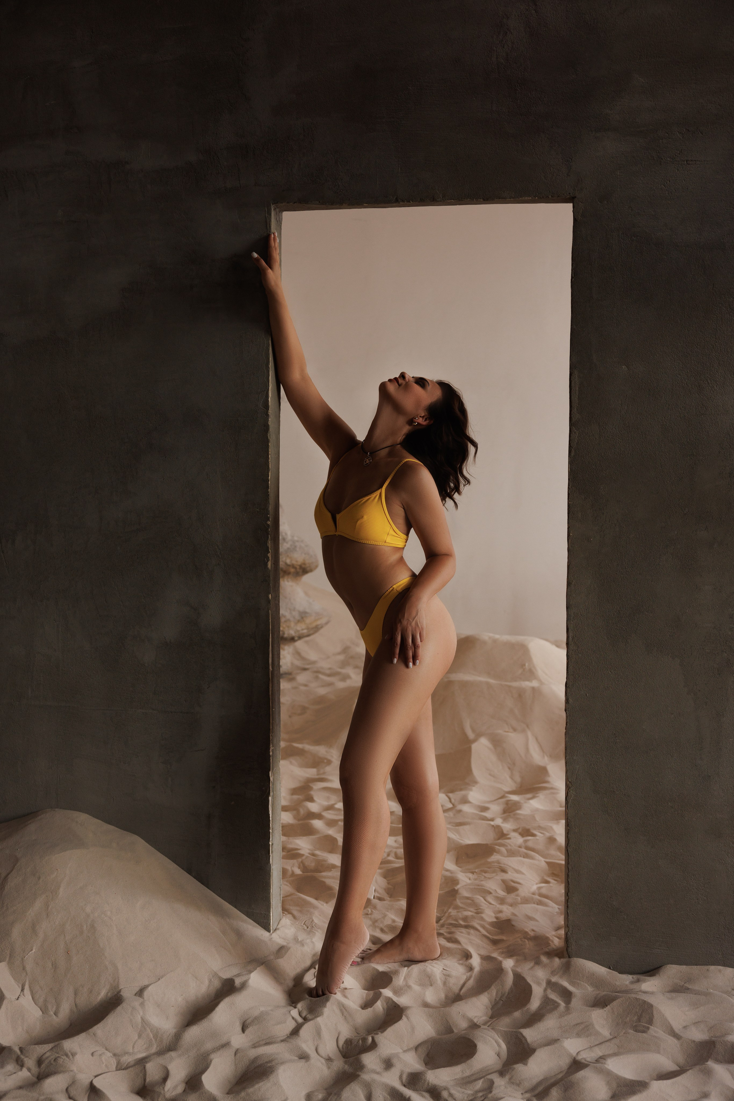 В БЕЛЬЕ. Фотограф Надежда Заломаева