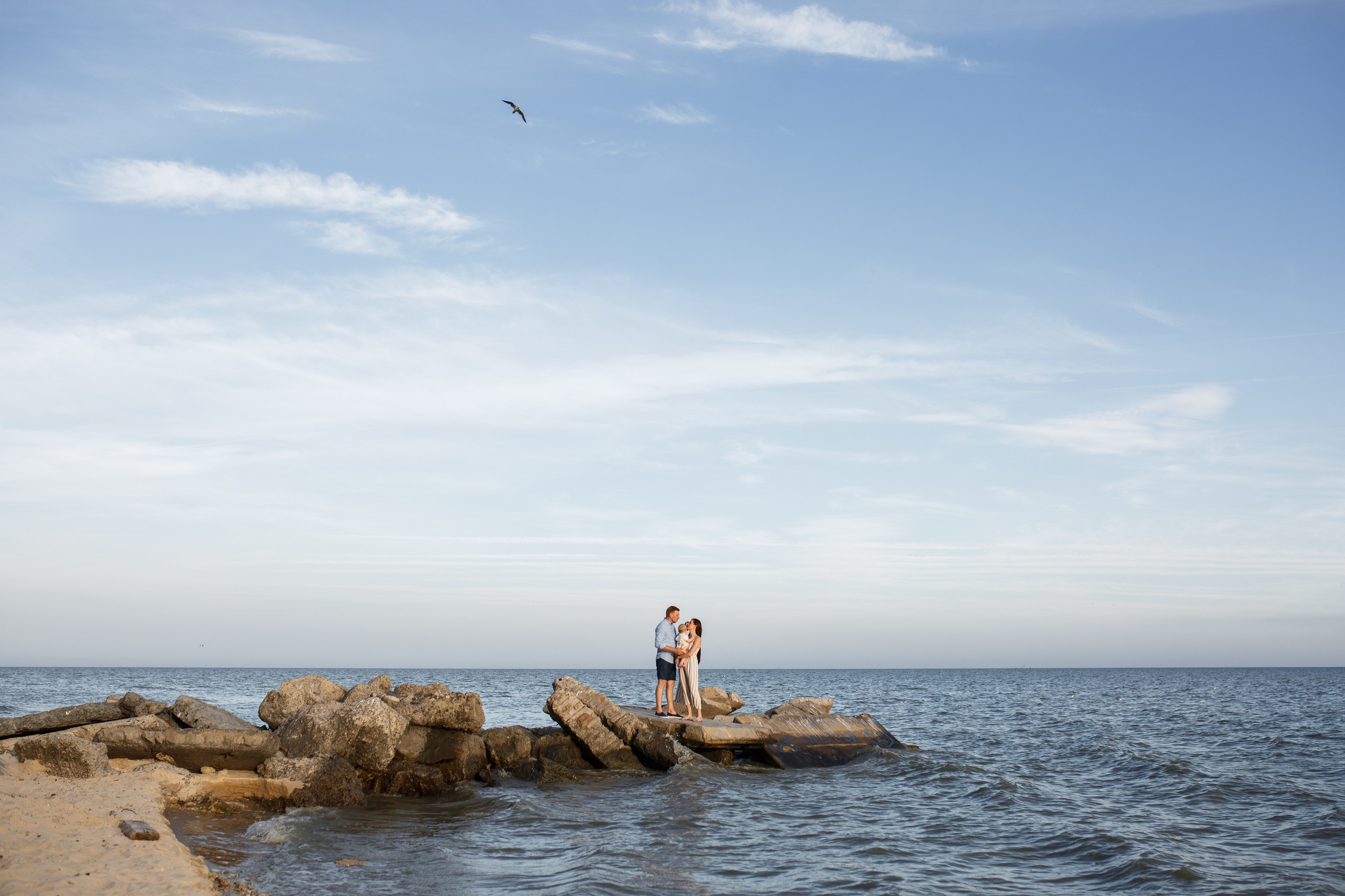 Солнце, ветер и любовь. Главная