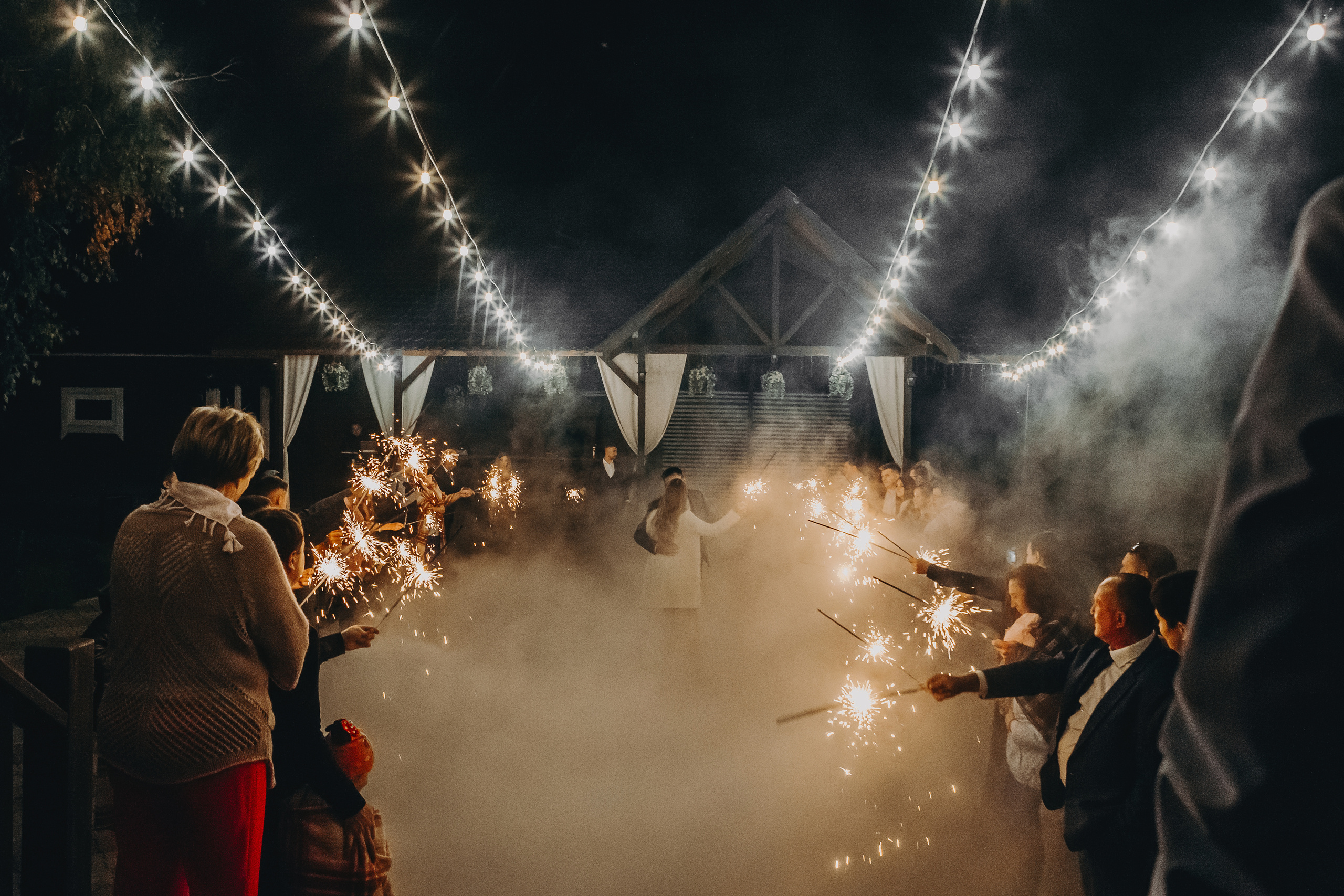 Фотосессия с бенгальскими огнями в Красноярске.